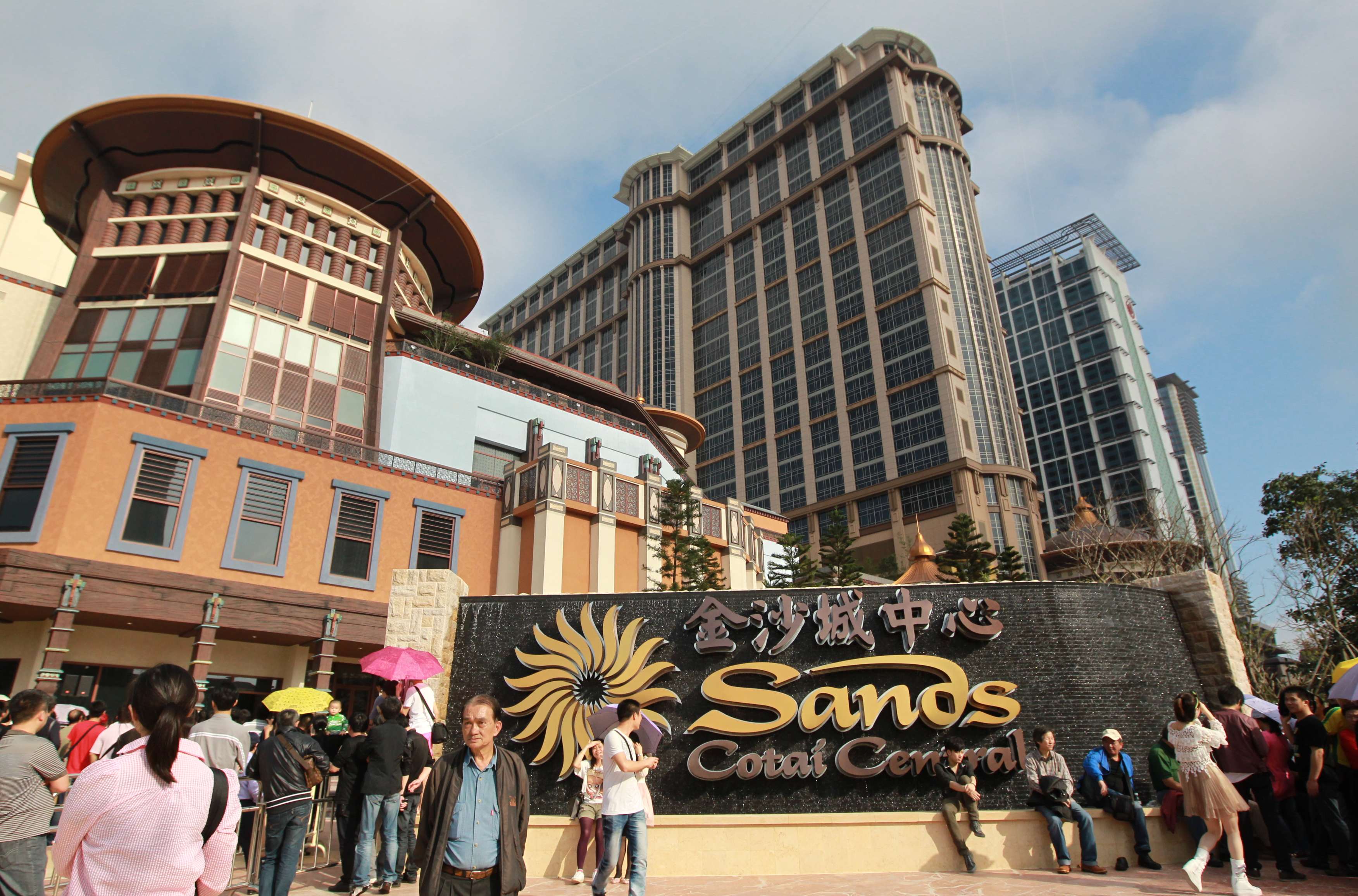 Las Vegas Sands completa la venta de The Venetian Resort a Apollo Global  Management y VICI Properties - AZARplus