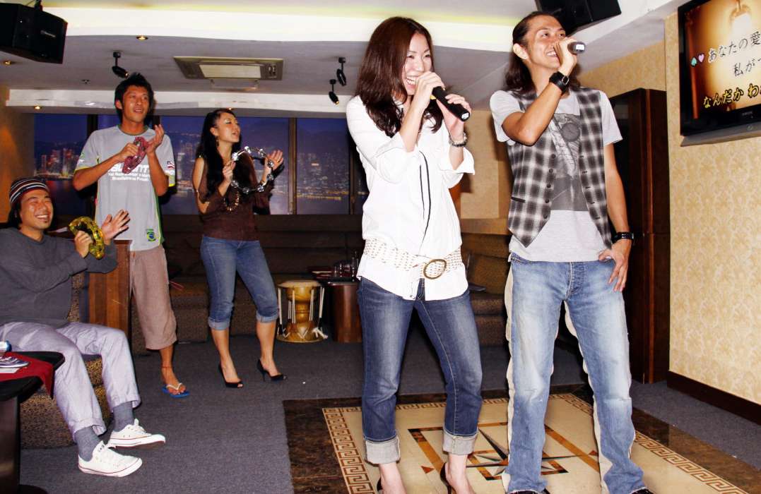 Is the tonal fluency associated with Cantonese why Hongkongers love karaoke? Photo: SCMP Pictures