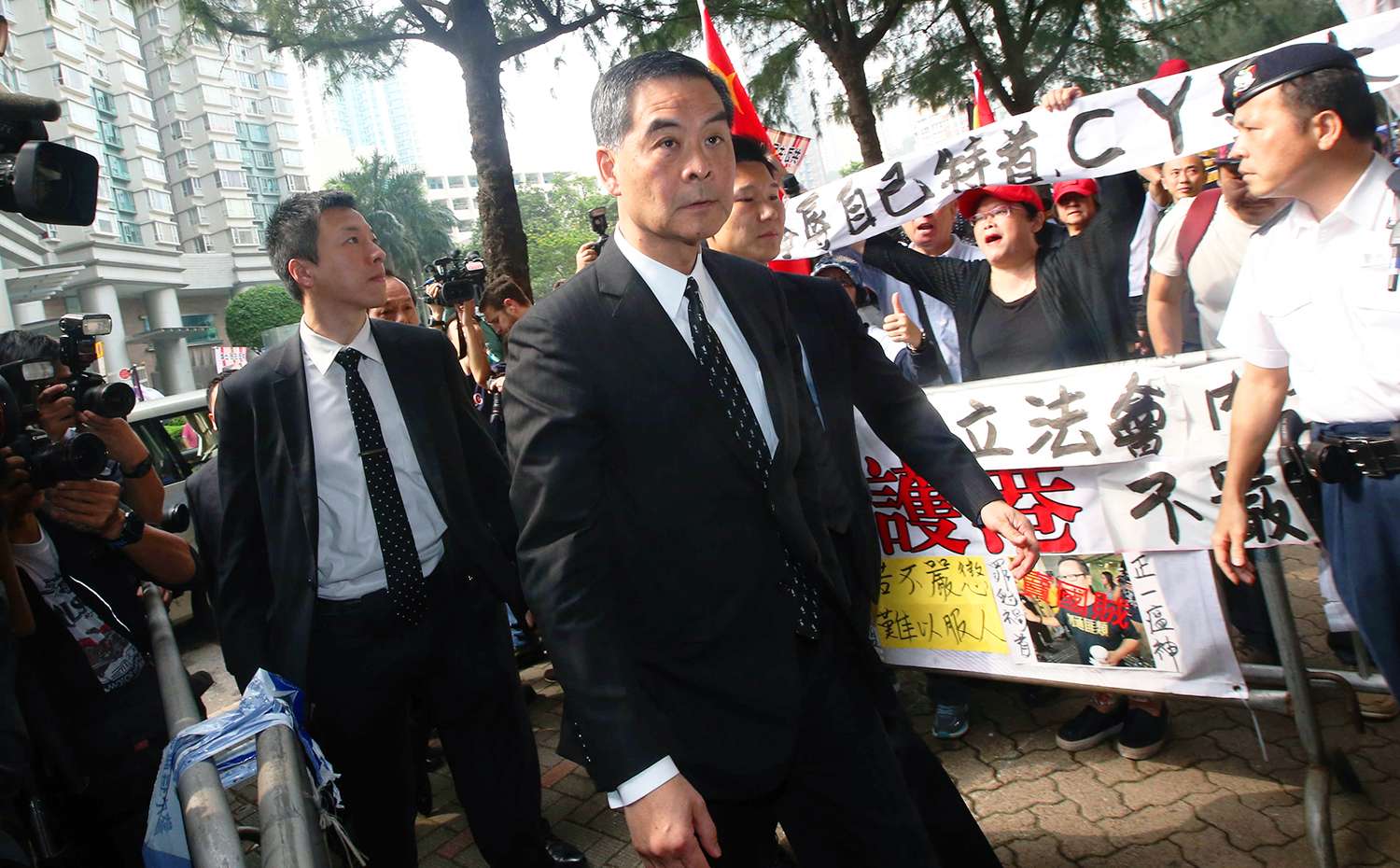 Chief Executive Leung Chun-ying arriving at Eastern Court for his second day of testimony. Photo: David Wong