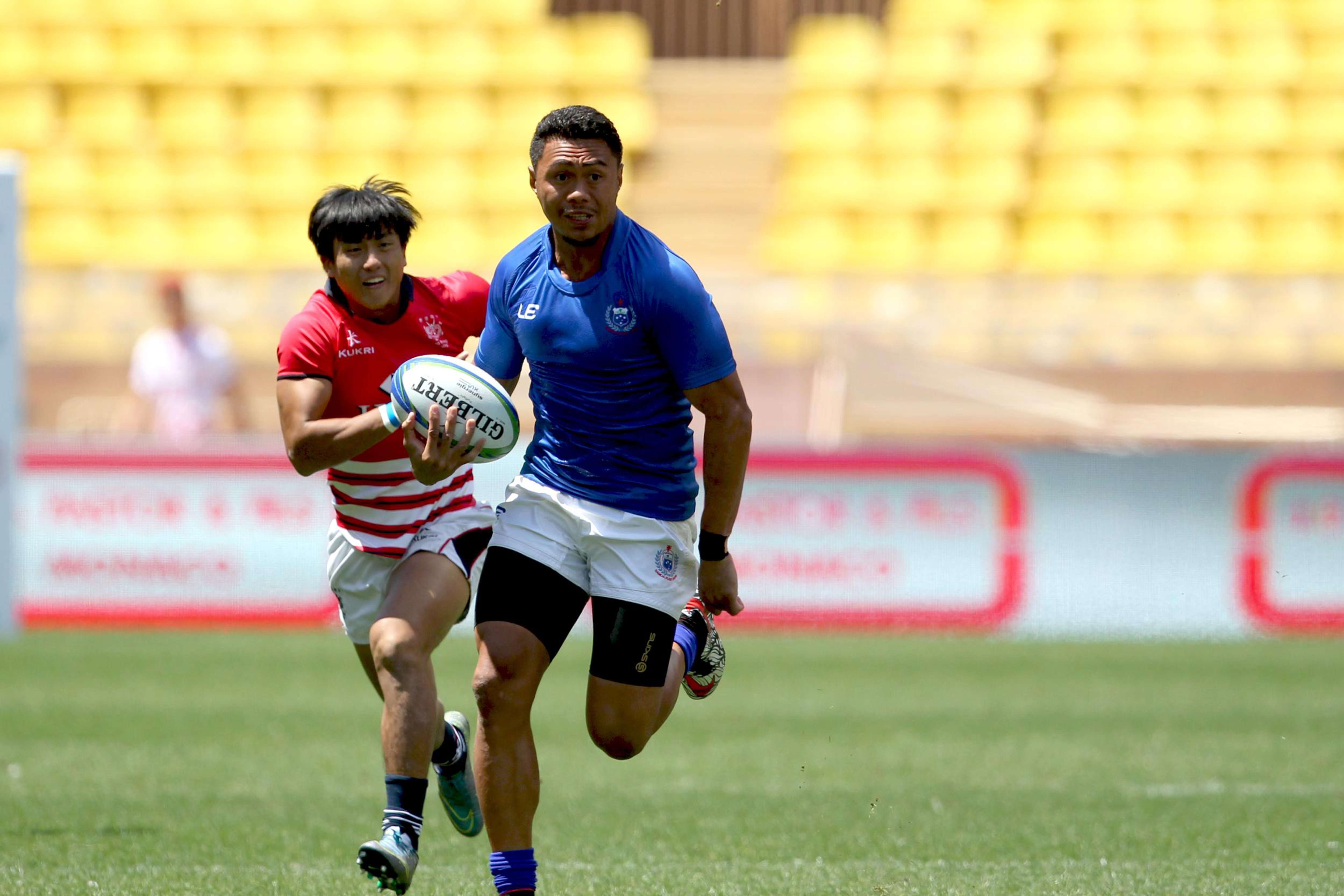 Hong Kong against Samoa in the Olympic repêchage rugby sevens quarter-final. Photos: World Rugby