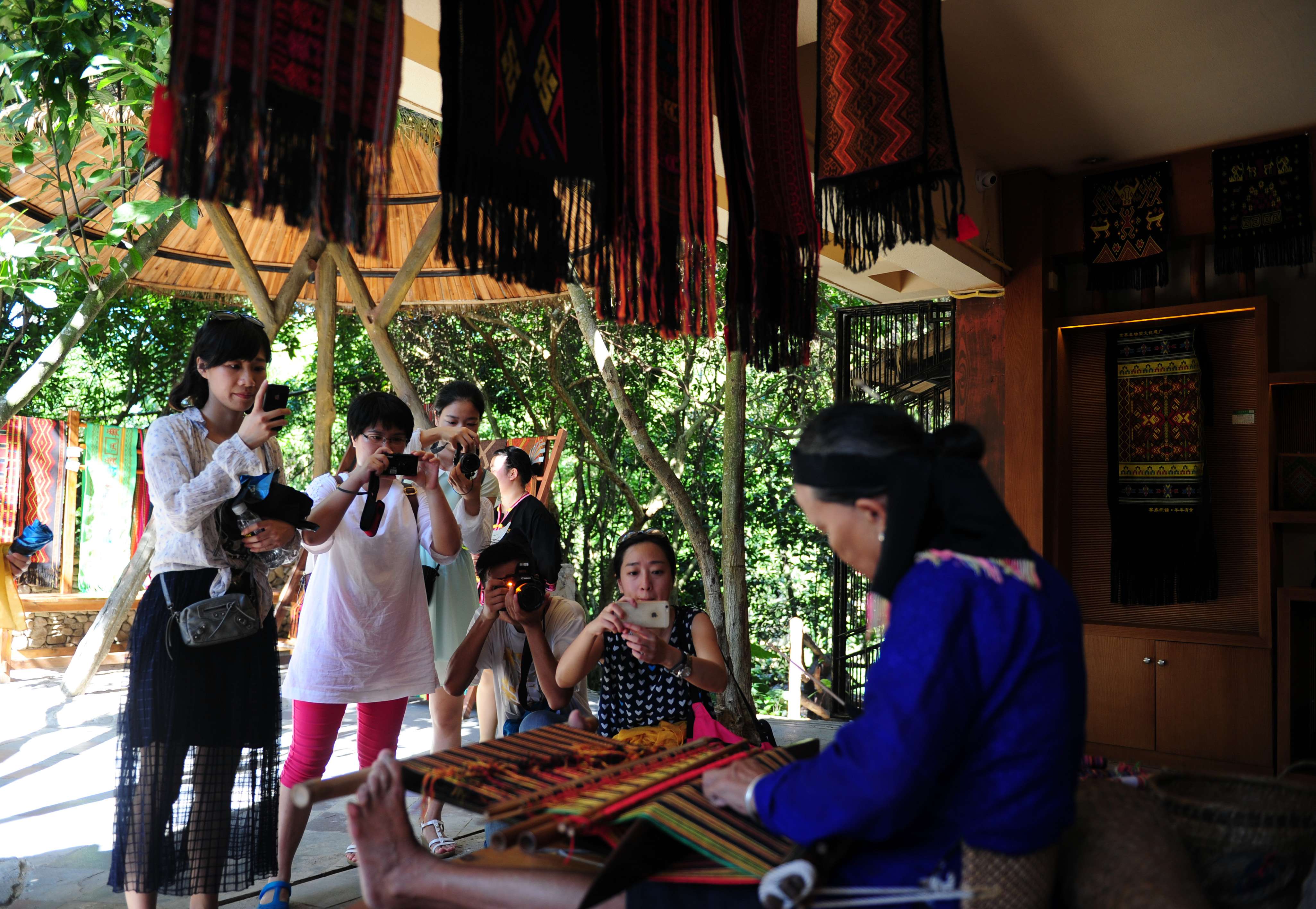 Li and Miao ethnic minority villages are popular with tourists in Sanya. Photo: ImagineChina