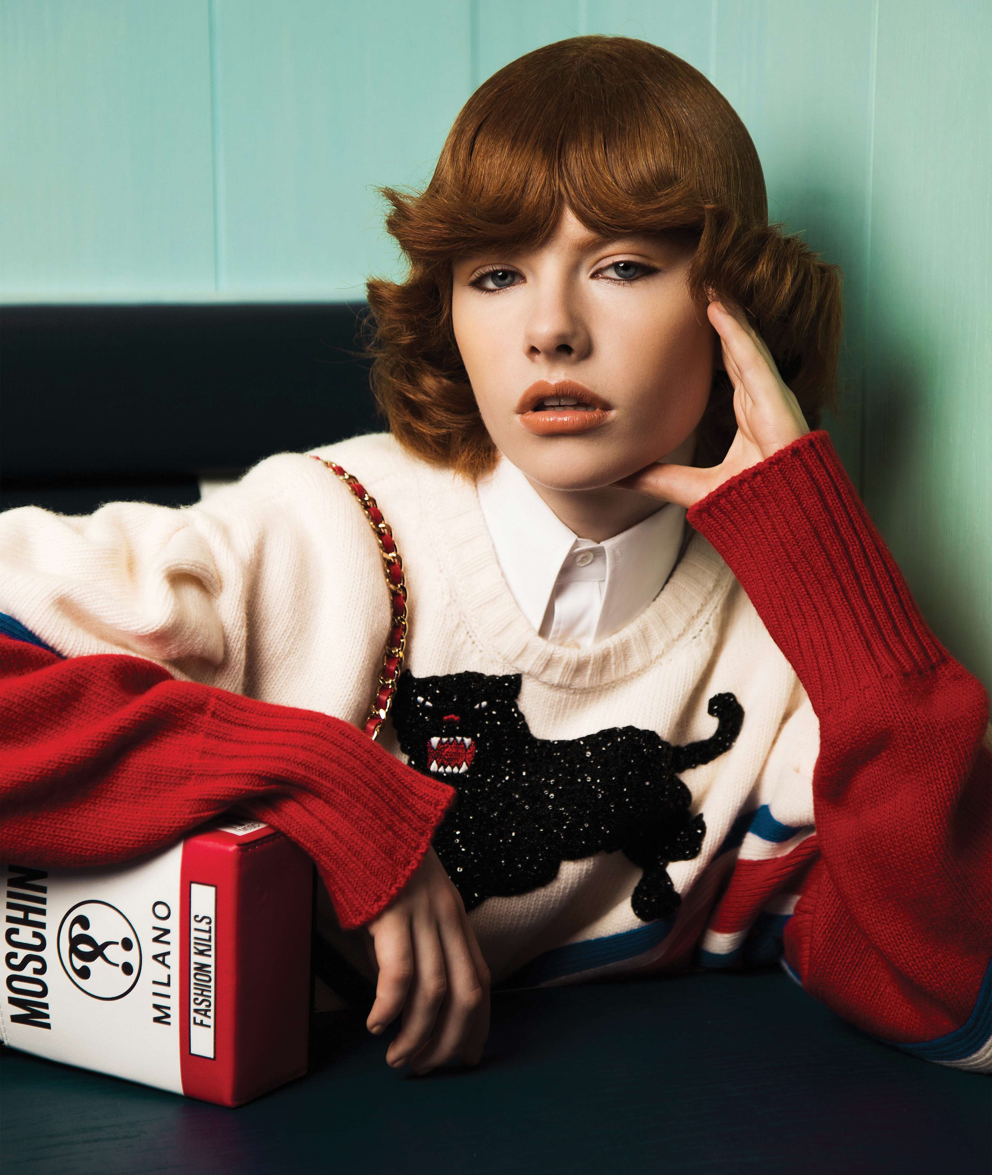 Embrace the 70s fashion trend with flares, denim and oversized sunglasses. Ralph Lauren, Gucci, Dior, Céline and Miu Miu show you how it’s done