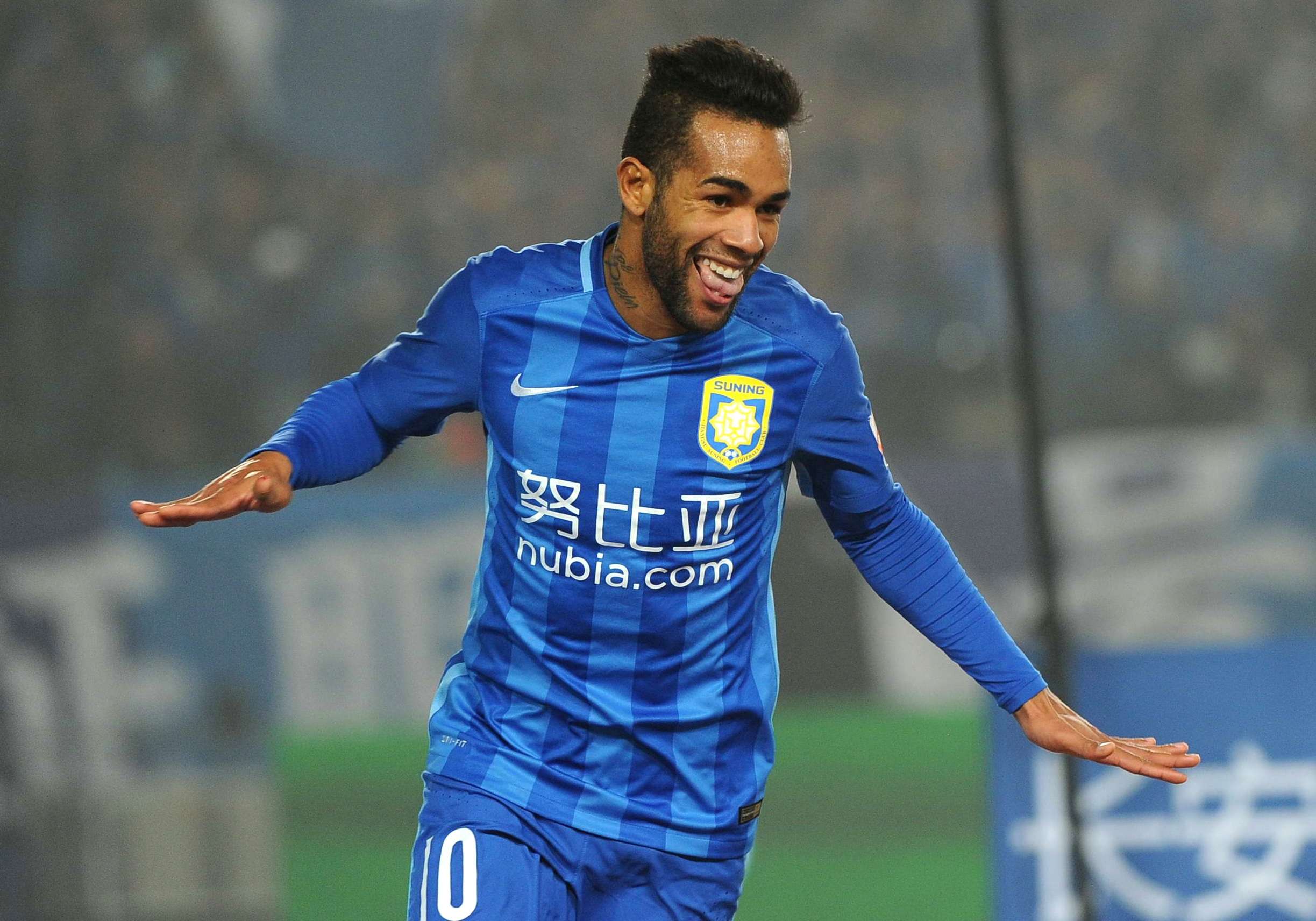 Jiangsu Suning’s Alex Teixeira has been one of the more successful signings of the great Chinese Super League summer splurge in his first season. Photo: AFP