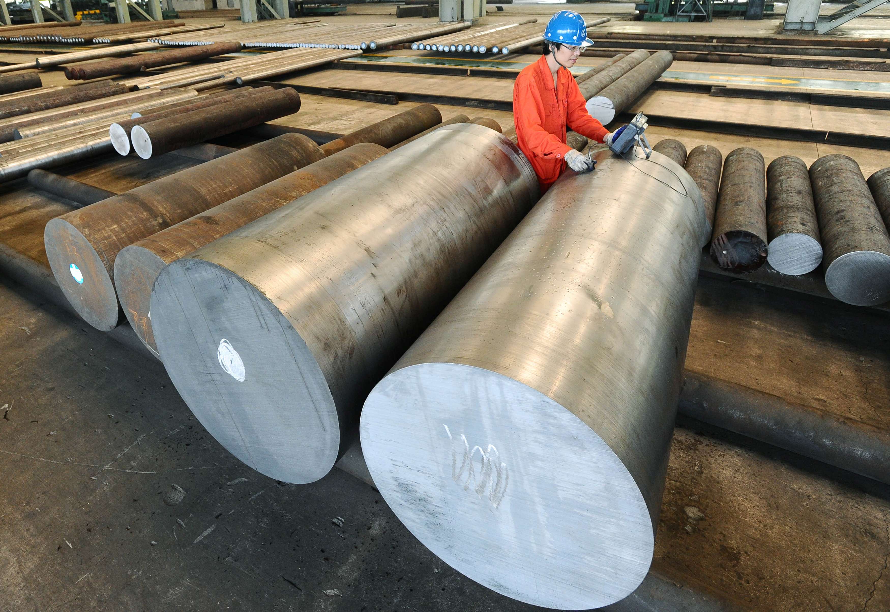 The wild price swings seen recently in commodities such as steel may have spooked overseas investors, analysts say. Photo: Reuters