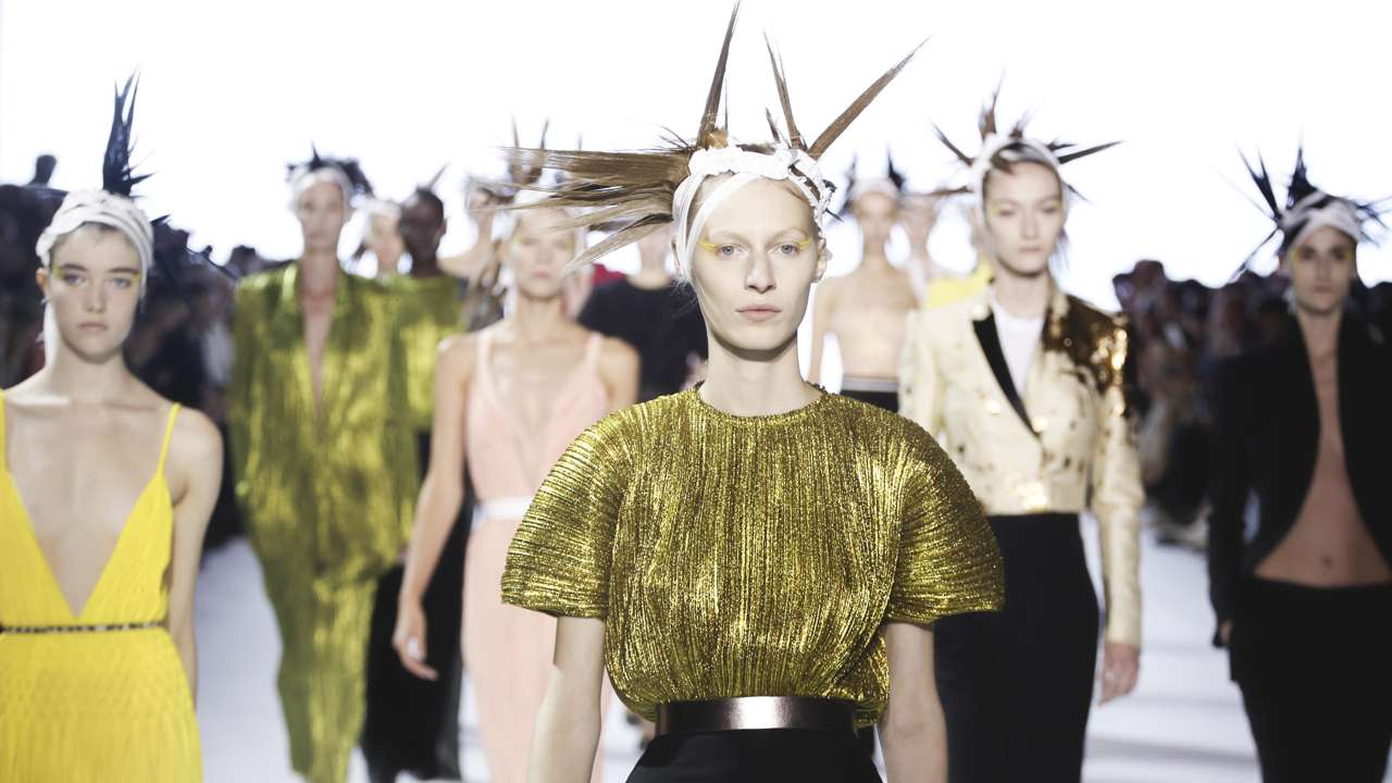 趣味・スポーツ・実用 A MAGAZINE #3curated by HAIDER ACKERMANN Haider Ackermann Spring 2018 Menswear Collection | Vogue