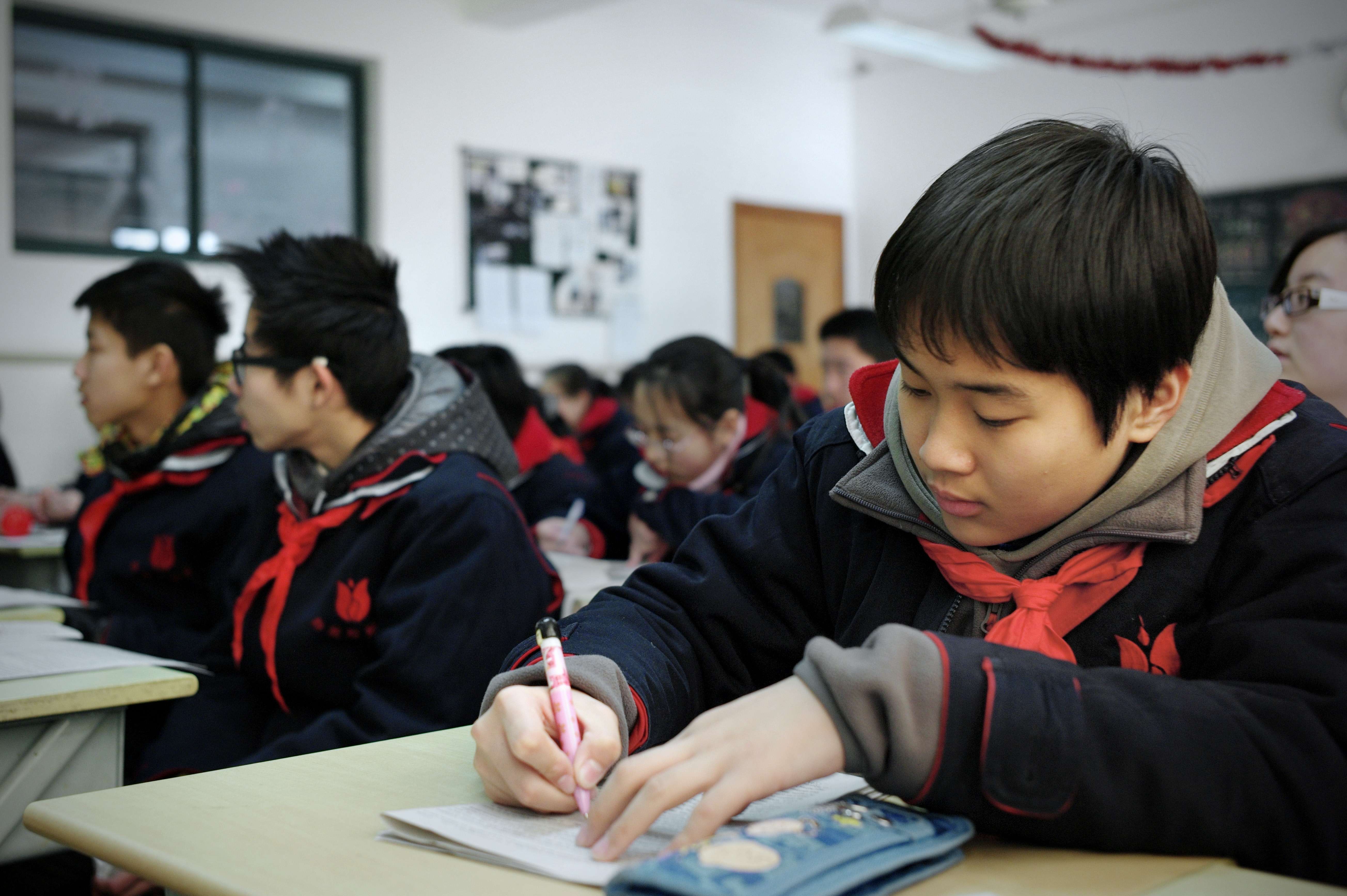 A file picture of pupils attending a high school in Shanghai in 2011. Photo: AFP