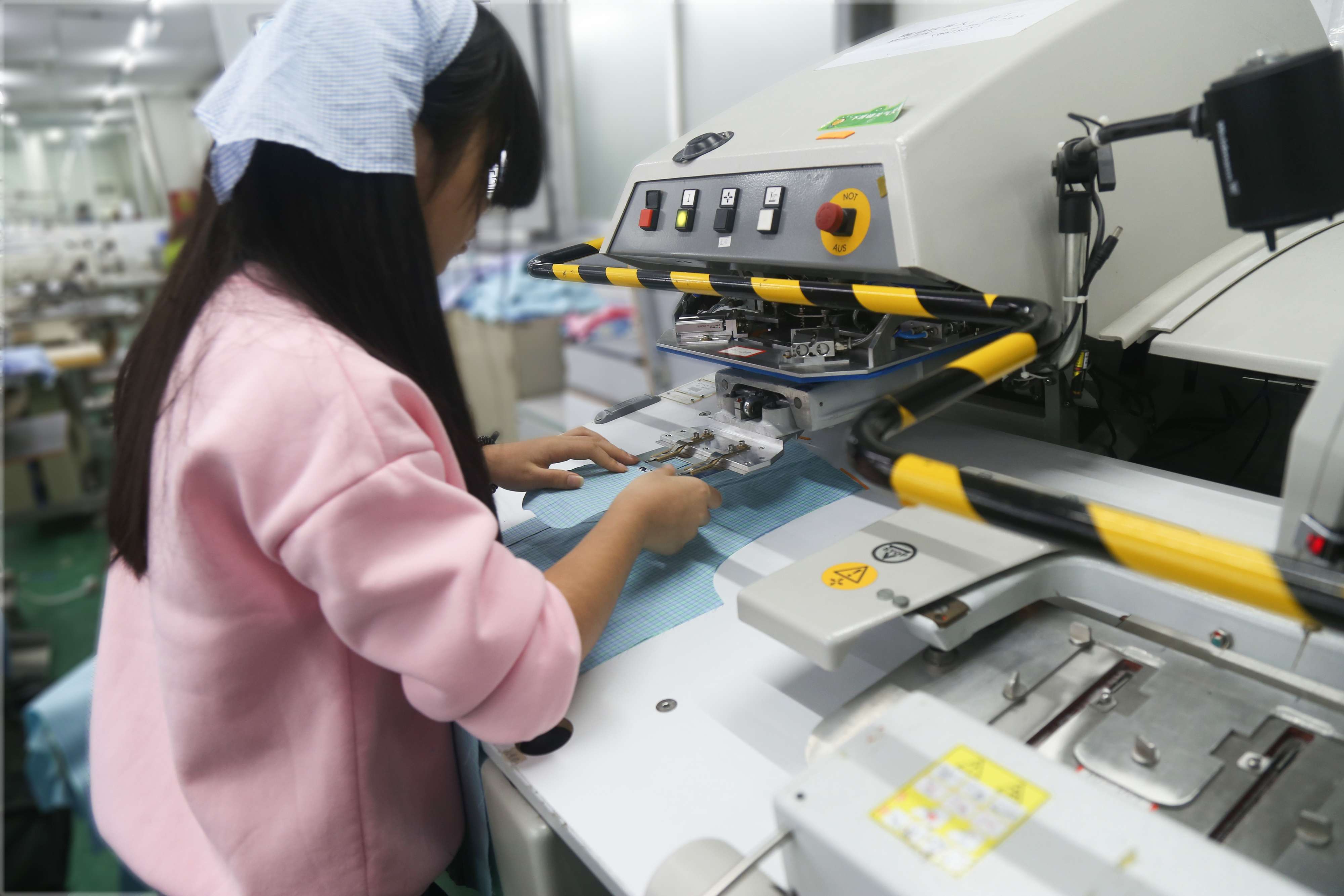 World’s largest shirt maker invests 2 billion yuan in new plant featuring robotics and water treatment facilities to help cut costs and protect natural beauty