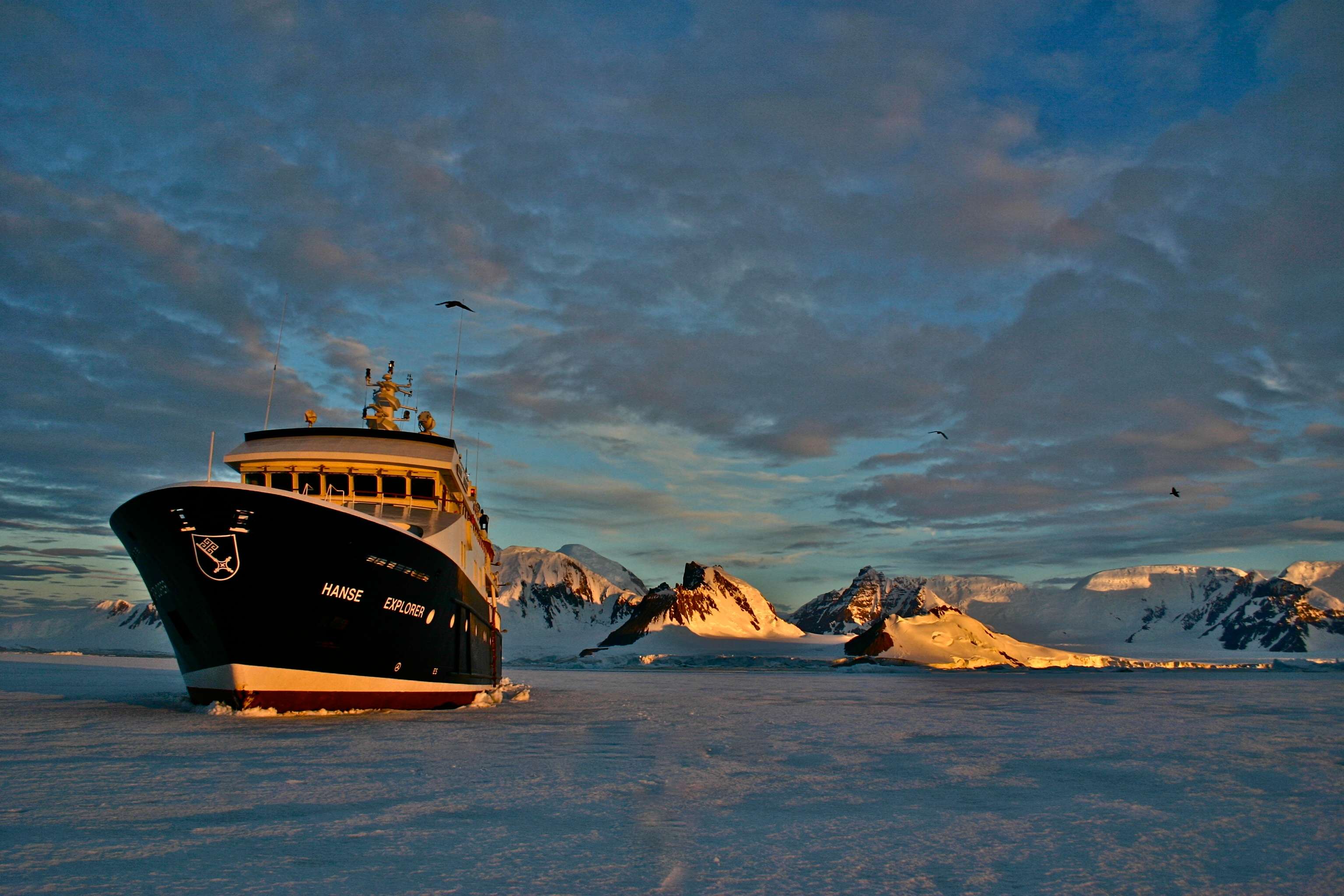 Expedition yact 'Hanse Explorer' docks in the ice in the Antarctic