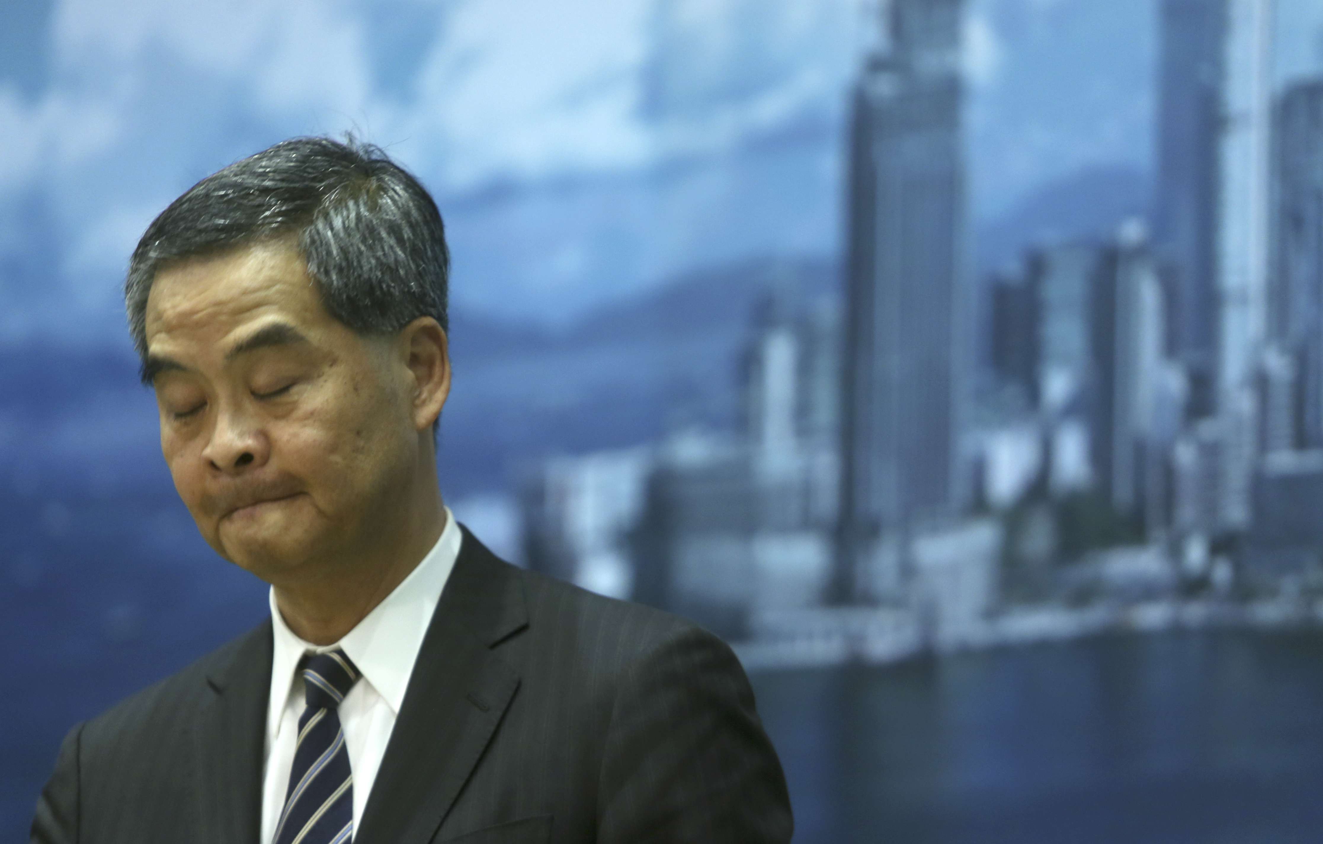 Chief Executive Leung Chun-ying has pledged to “progressively abolish” the controversial MPF offsetting mechanism. Photo: Sam Tsang