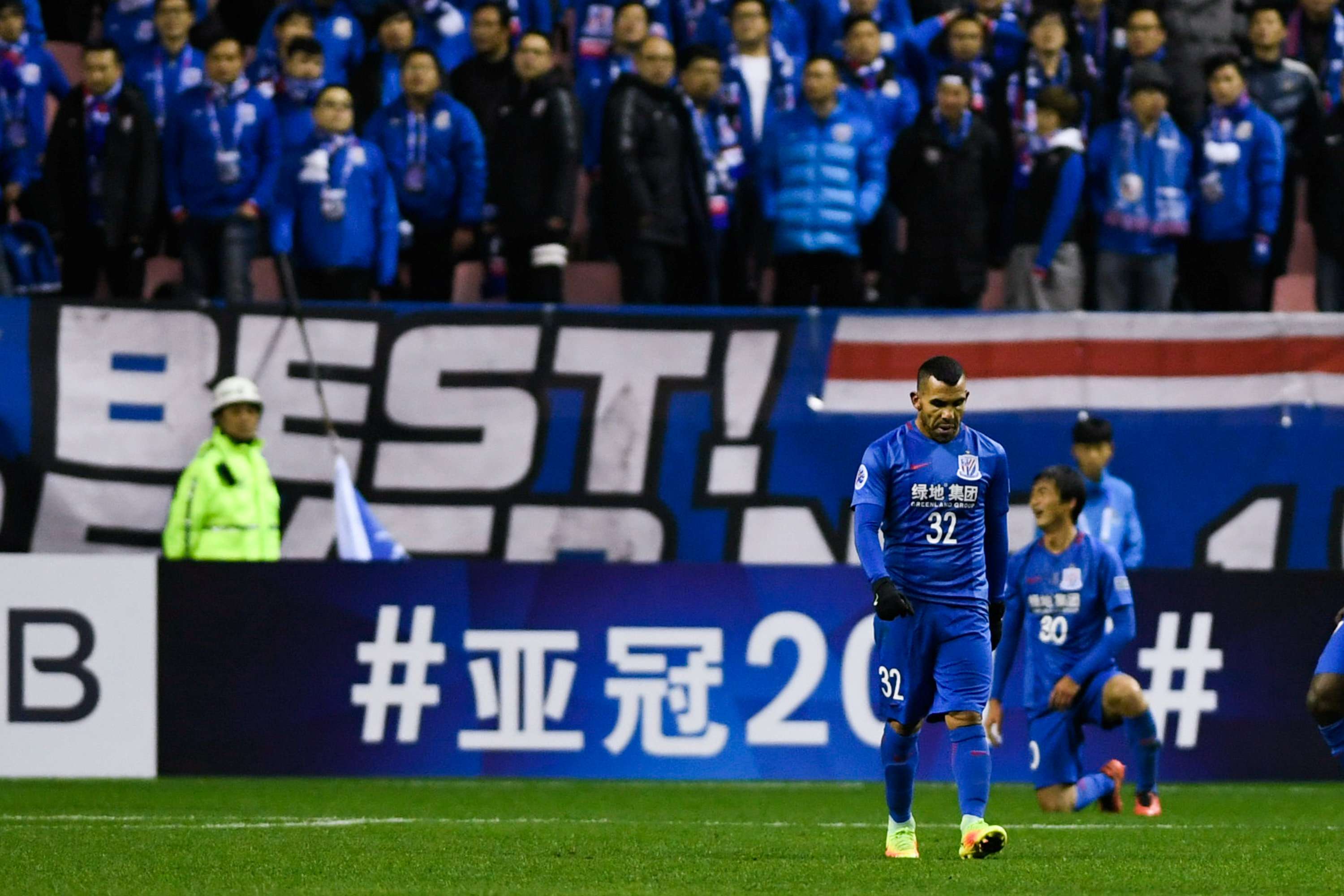 Shanghai Shenhua's Carlos Tevez during the AFC Champions League play-off against Brisbane Roar. Photo: Reuters
