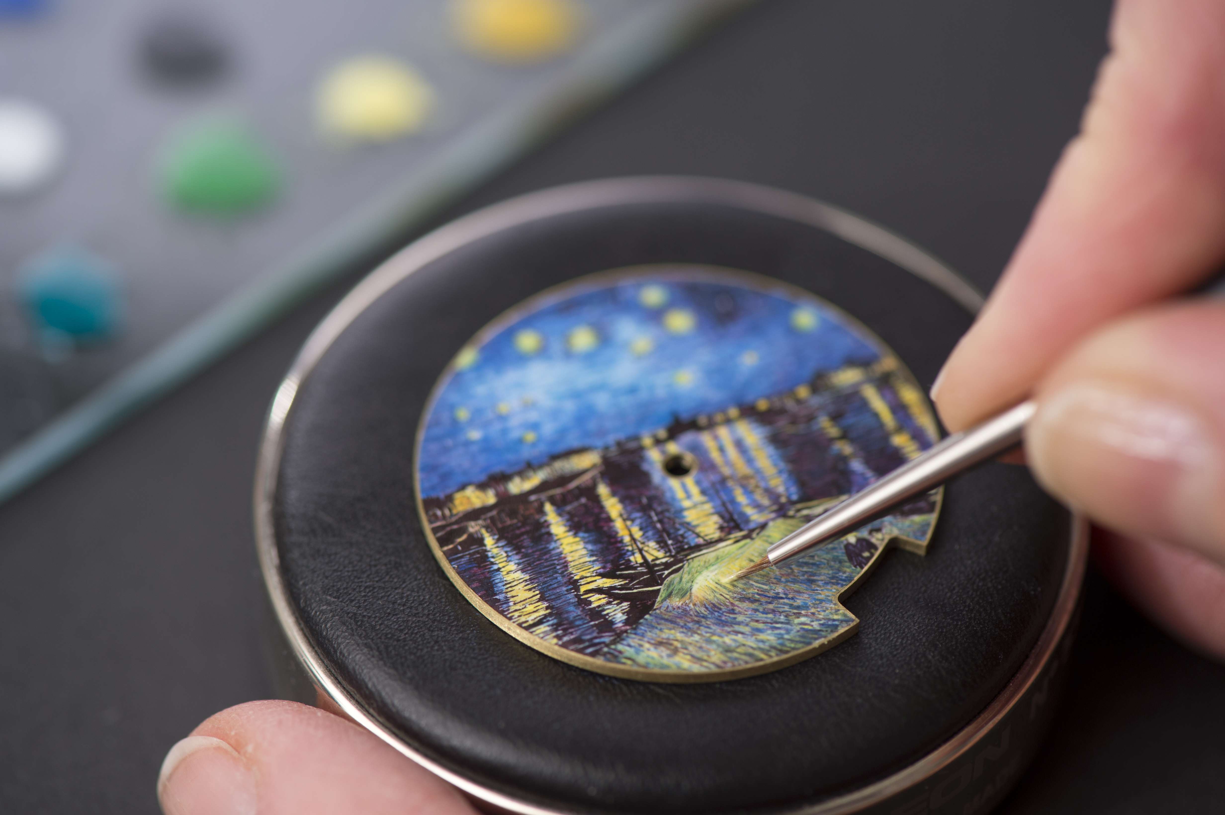 Jaeger-LeCoultre’s artisan working on a timepiece.