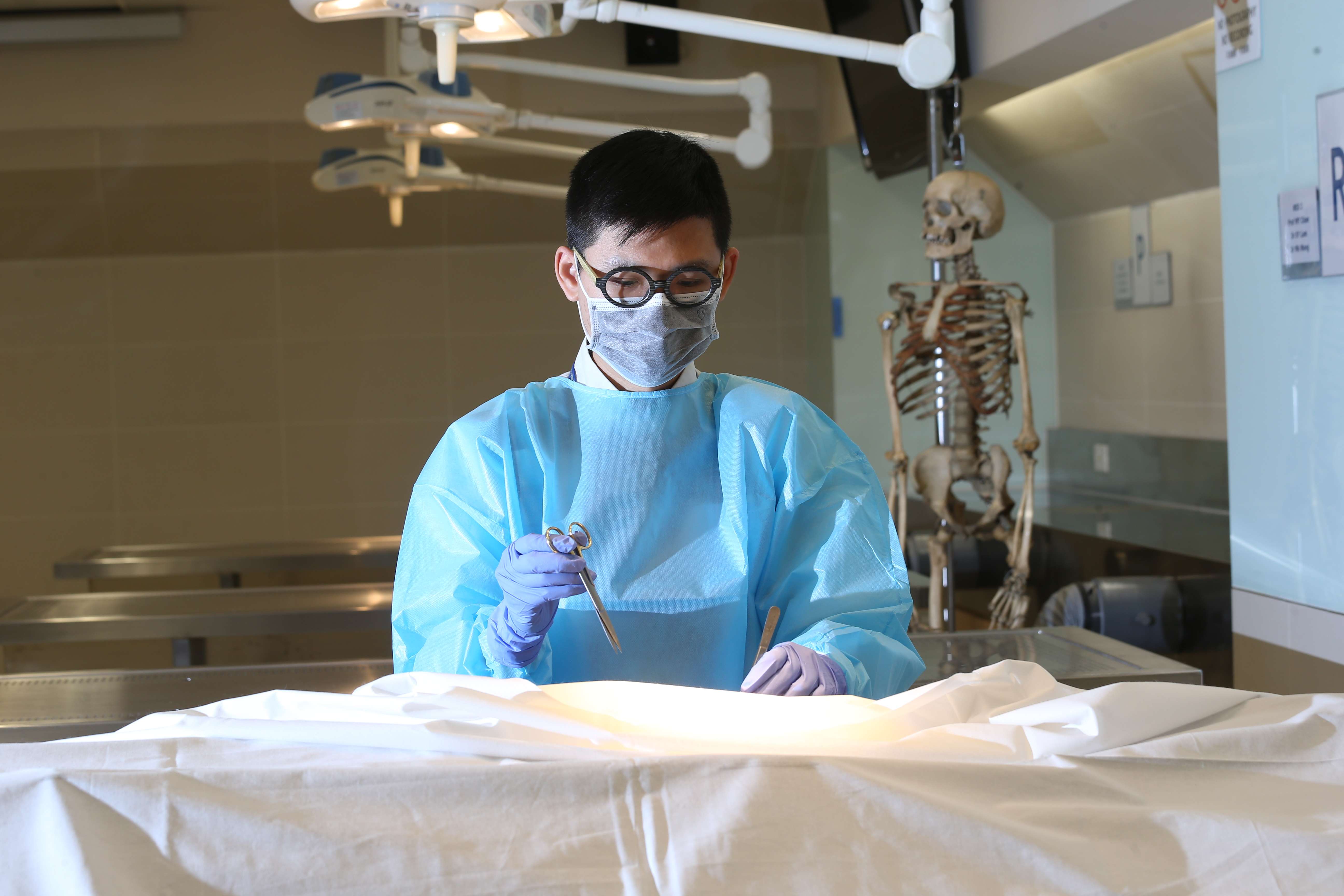 Former graphic designer Pasu Ng is in charge of the dissecting room at the Chinese University of Hong Kong’s medical school. Photo: K.Y. Cheng