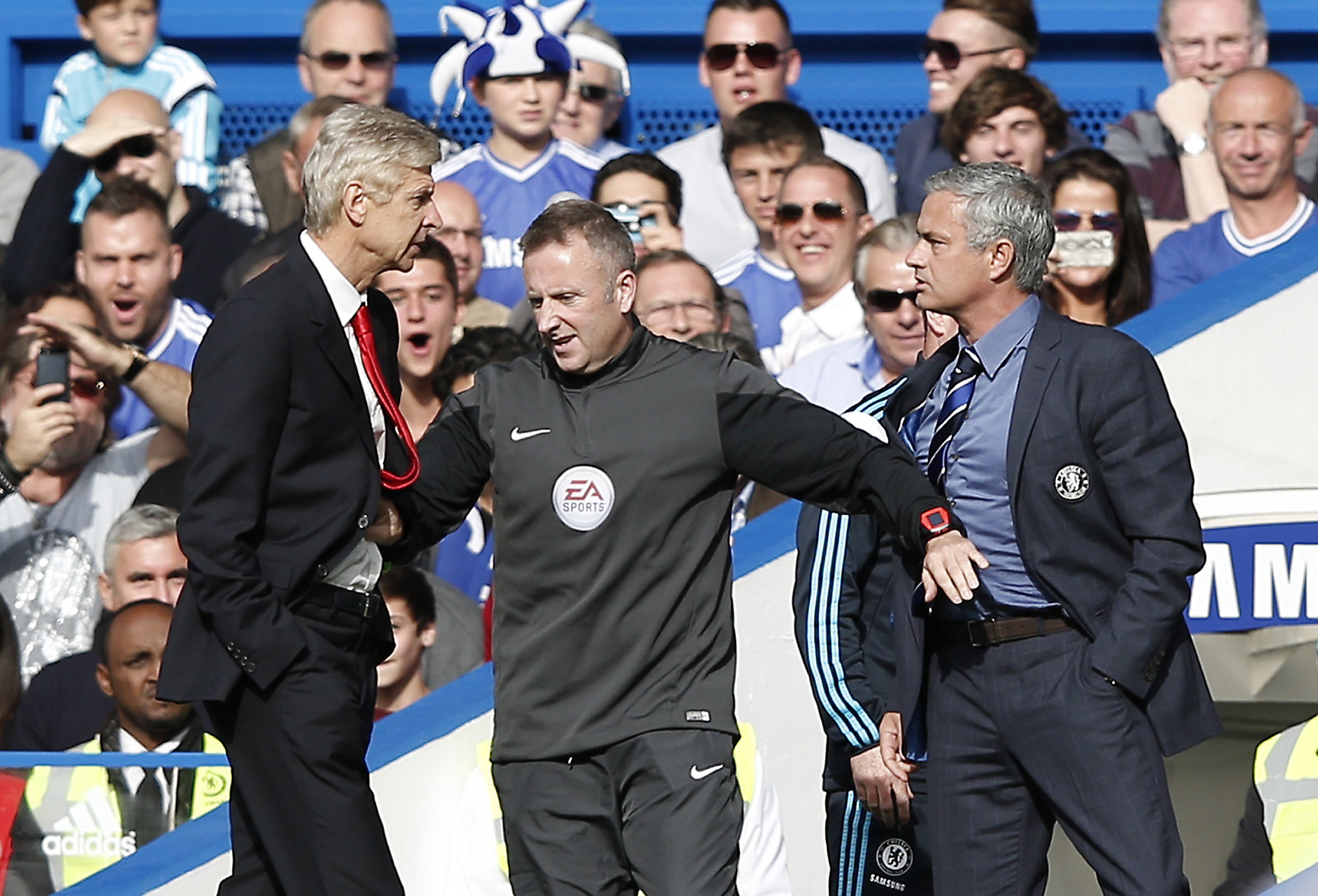 Arsenal manager Arsene Wenger (left) Jose Mourinho. Photo: AFP