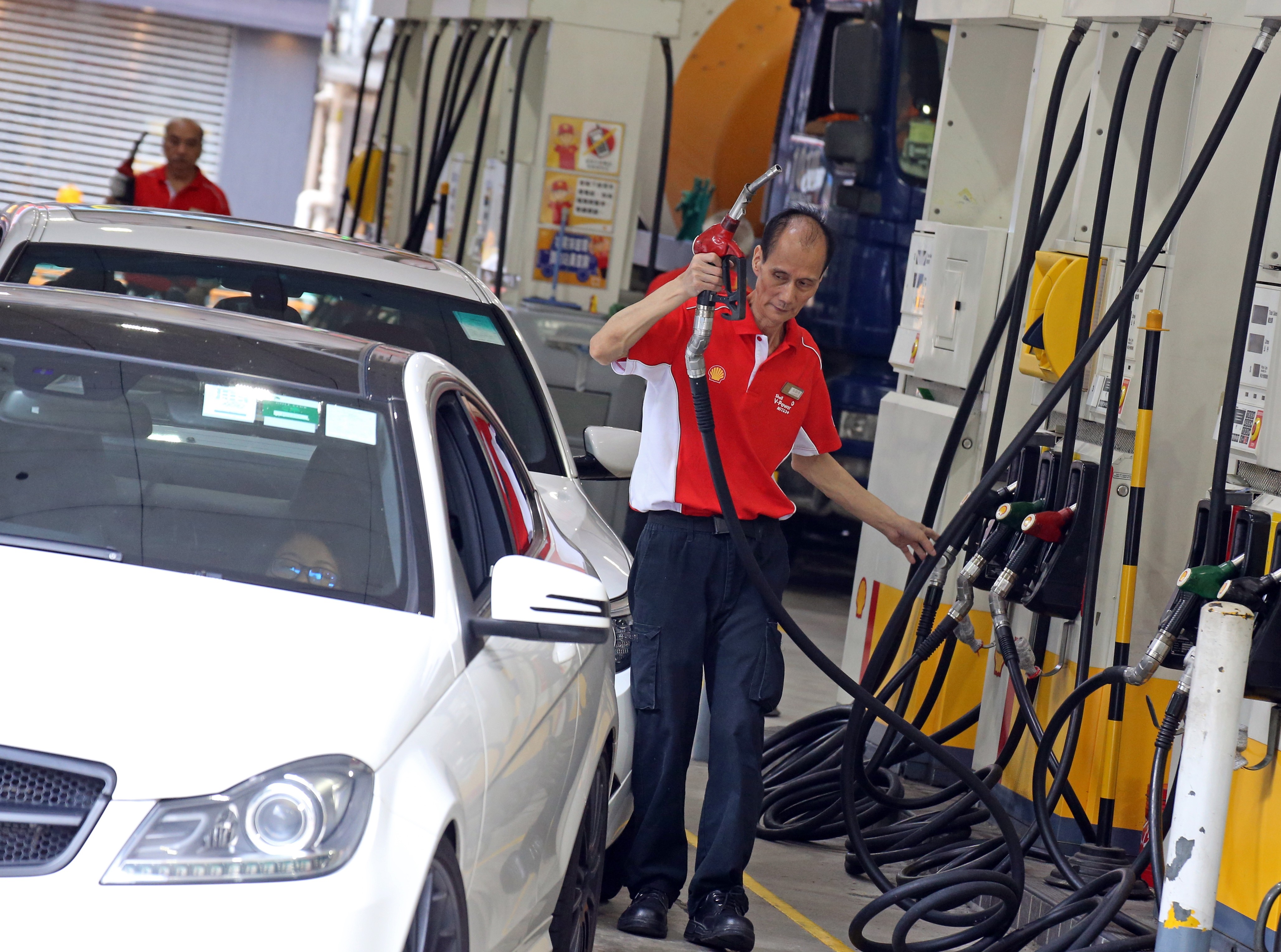Commercial drivers are pressing the commission to probe petrol companies over high fuel prices. Photo: Felix Wong