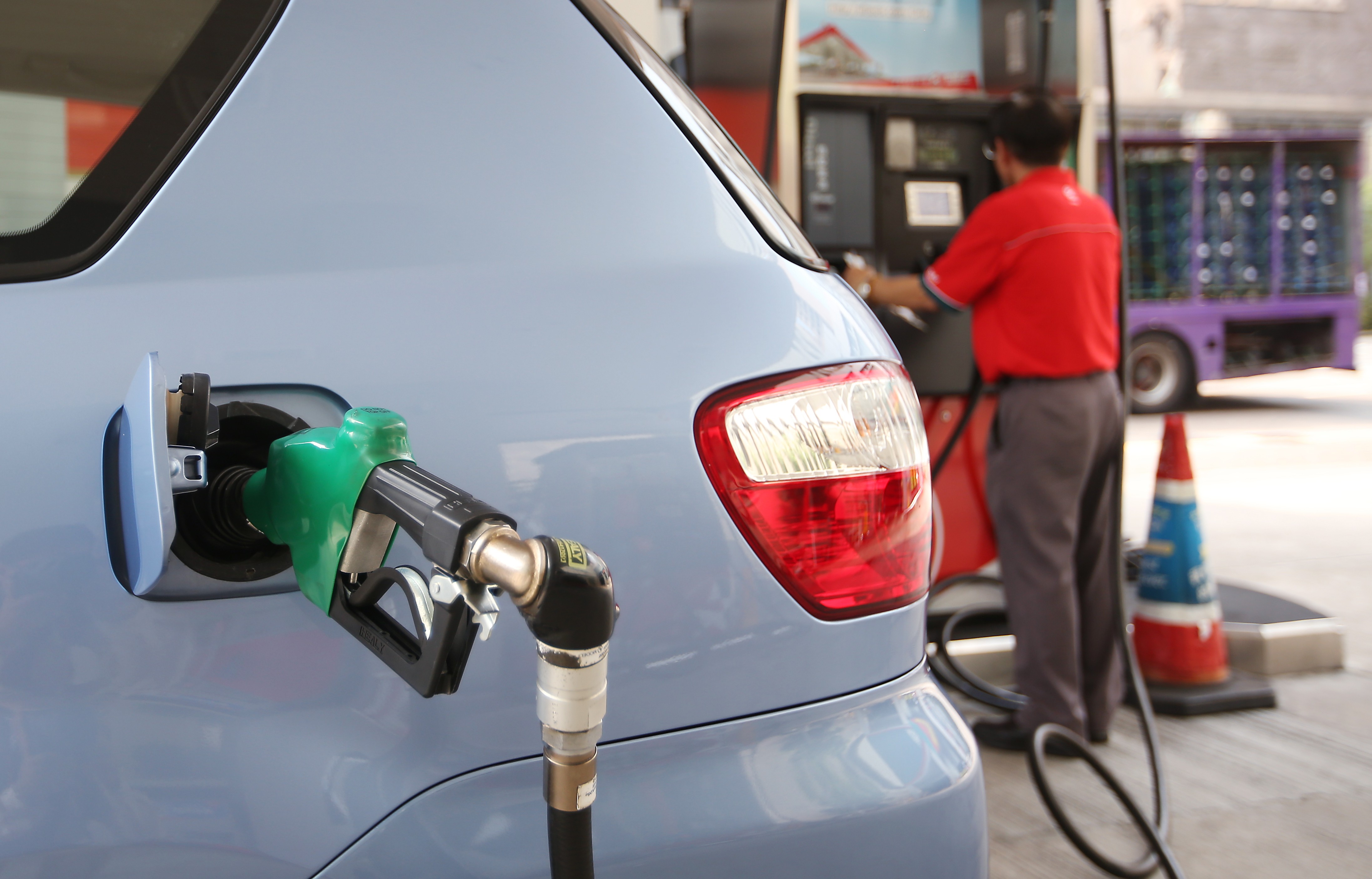 The Competition Commission called on the government to intervene after it discovered “highly unusual” practices that hindered competition and contributed to high fuel prices. Photo: Edward Wong