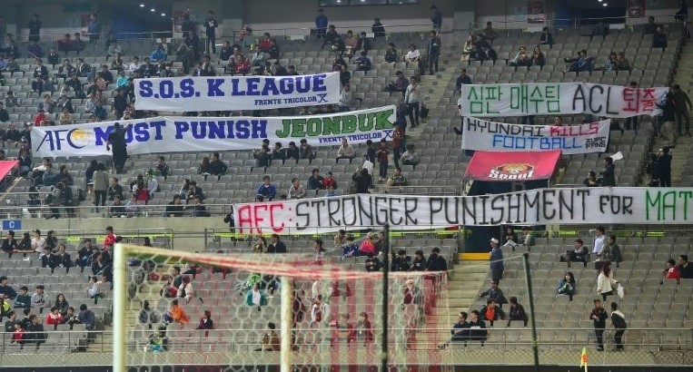 Opposition fans call for stiff penalties after Jeonbuk Motors were found guilty of bribing match officials. Photo: Twitter