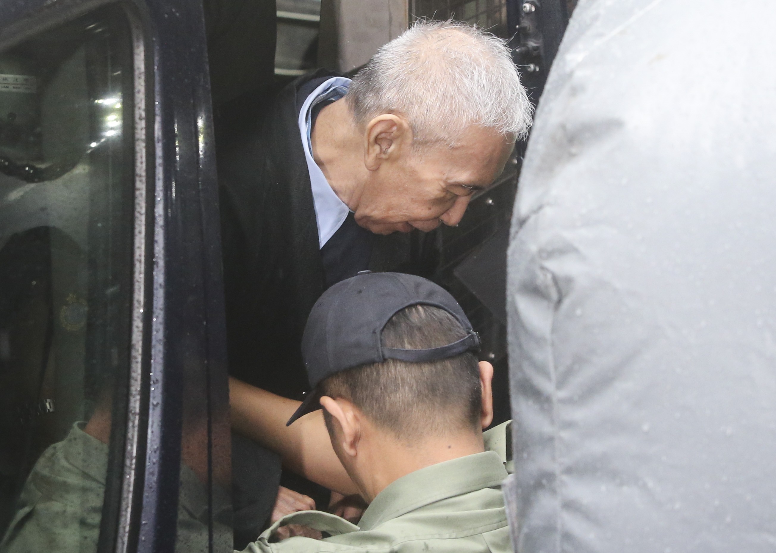 Former Chief Secretary Rafael Hui Si-yan arriving at the Court of Final Appeal in Central on June 14, 2017. Photo: Sam Tsang