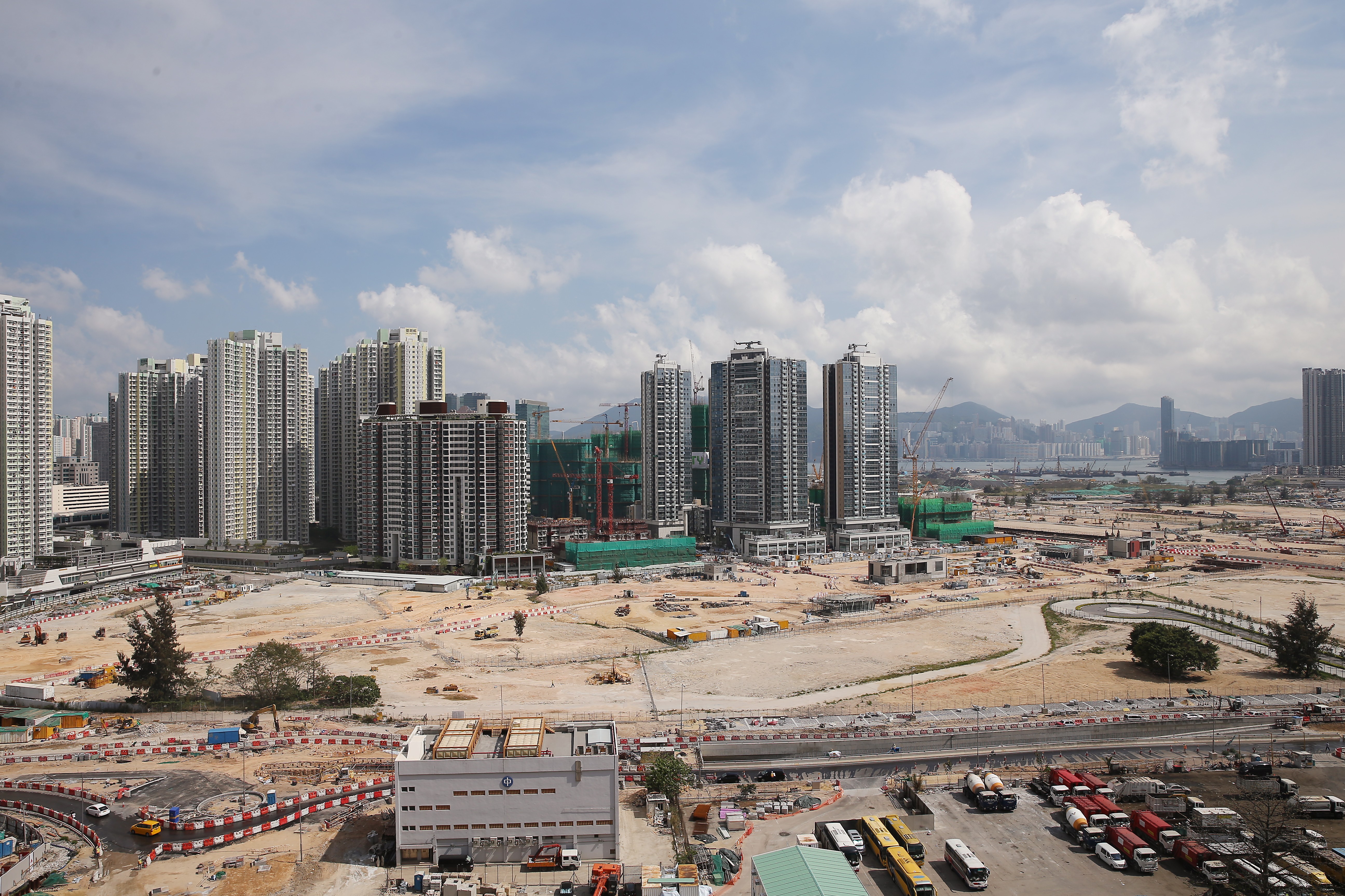 The government has proposed to allocate a HK$180 million bid incentive to draw more bidders and participants in the tender for the controversial Kai Tak Sports Park project. Photo: Sam Tsang