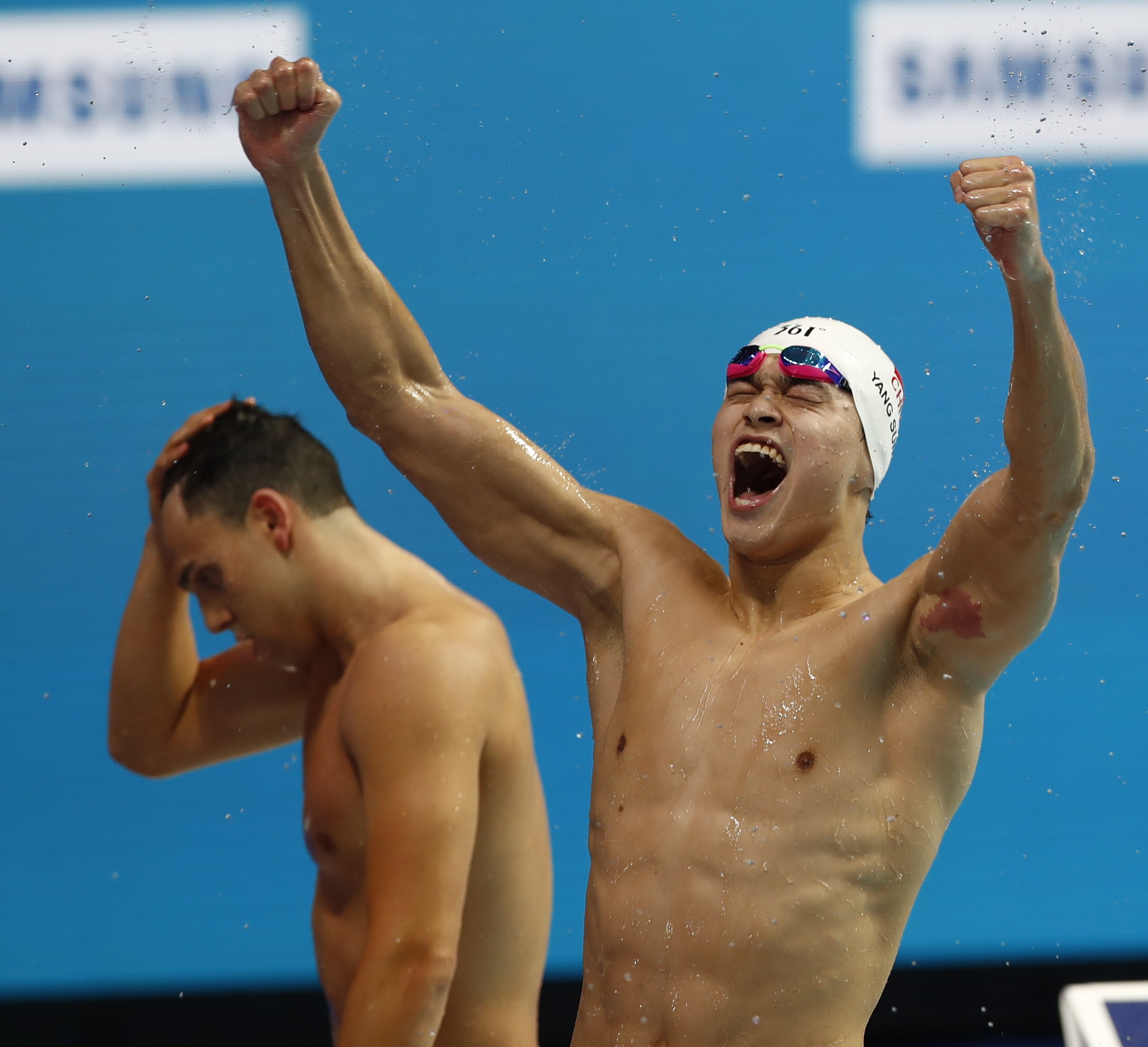 An ecstatic Sun Yang after seeing off Mack Horton to win the 400m freestyle final. Photo: Xinhua