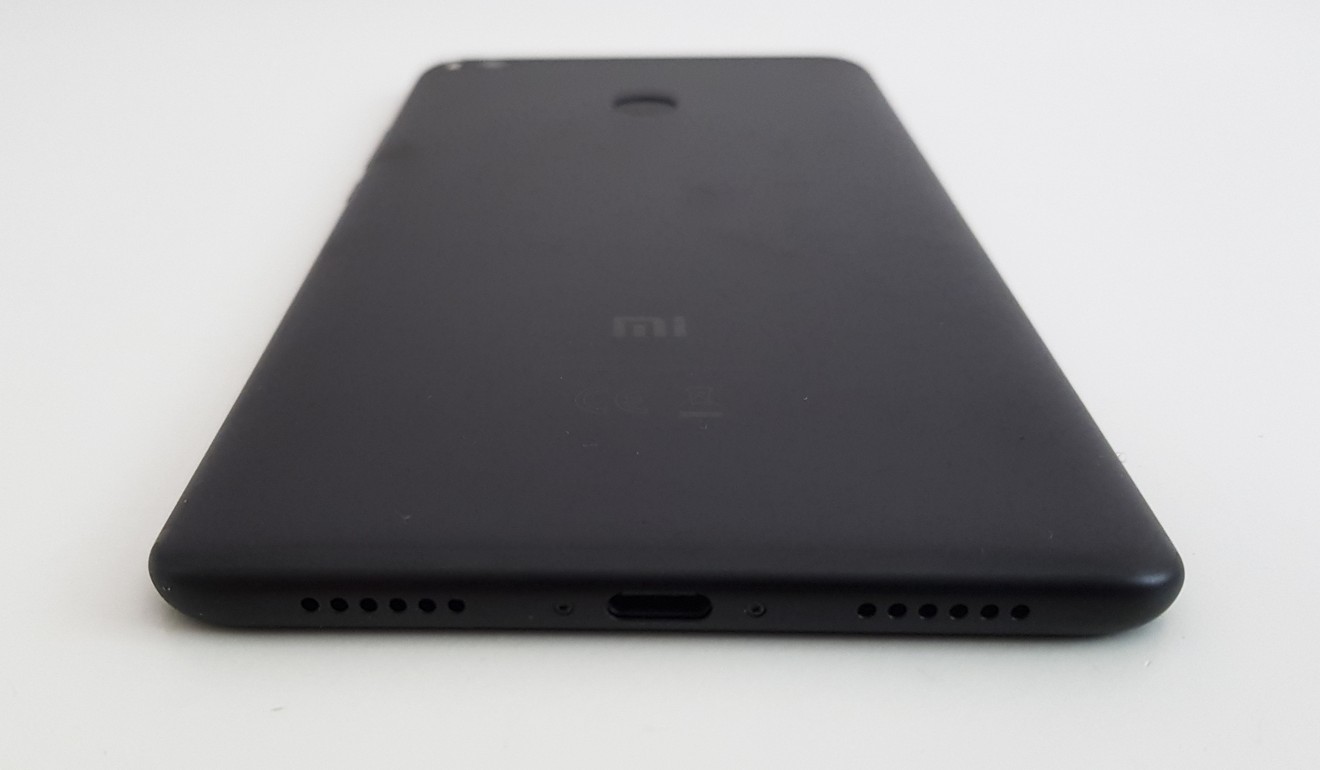 Xiaomi Mi Max 2 bets big on massive display