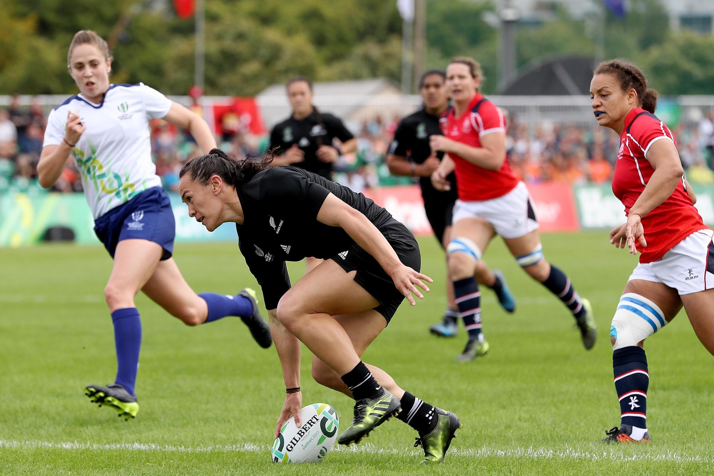Portia Woodman dots down for one of her eight tries against Hong Kong. Photo: World Rugby