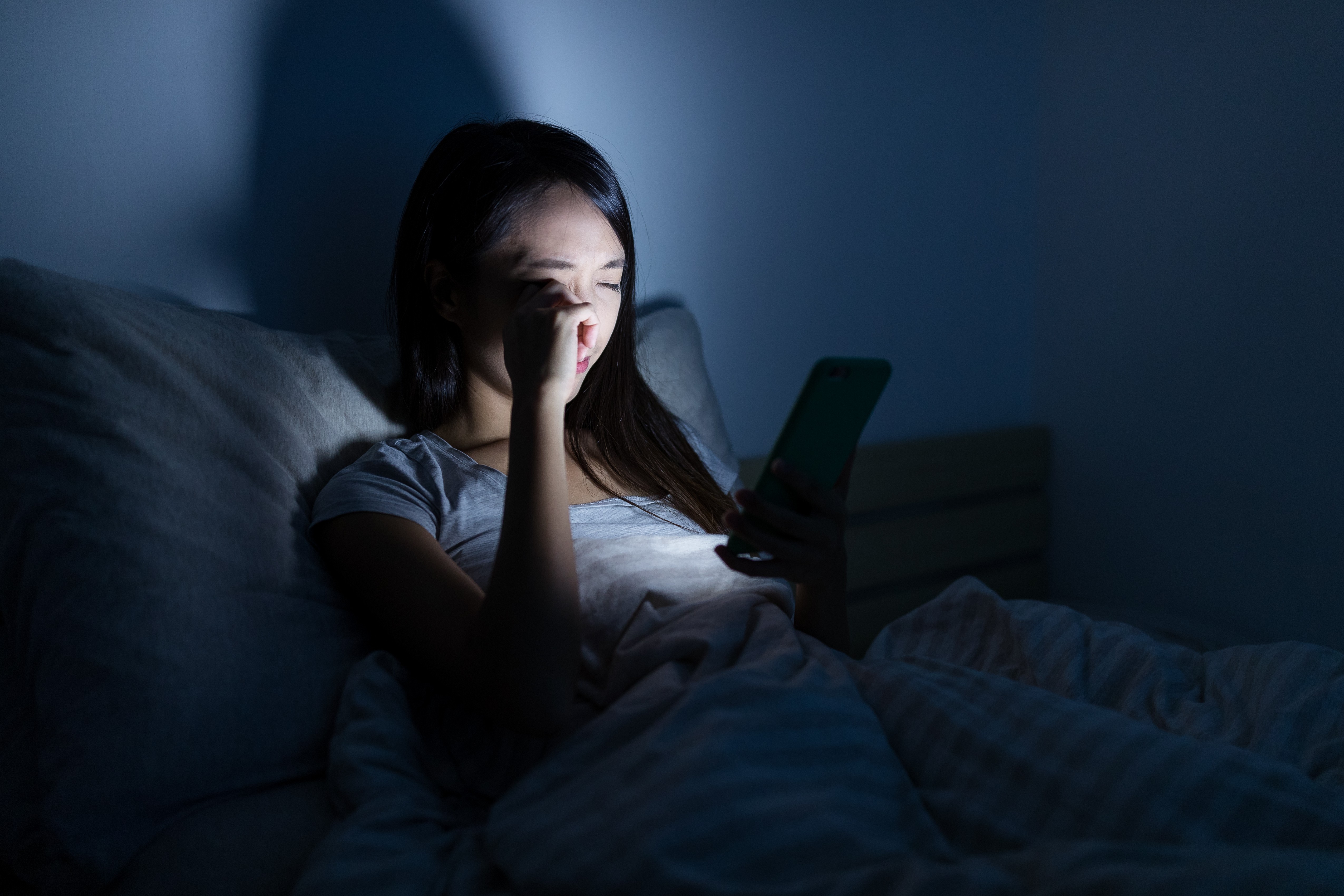 Long working hours and digital devices blamed as more than 2 million Hongkongers suffer from insomnia | South China Morning Post