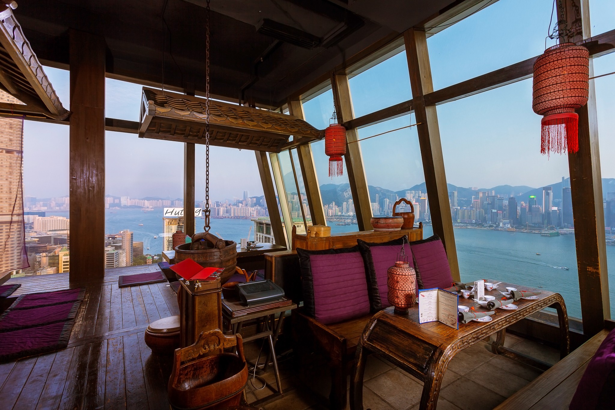 Hutong’s Tatami area has magnificent views of the harbour.