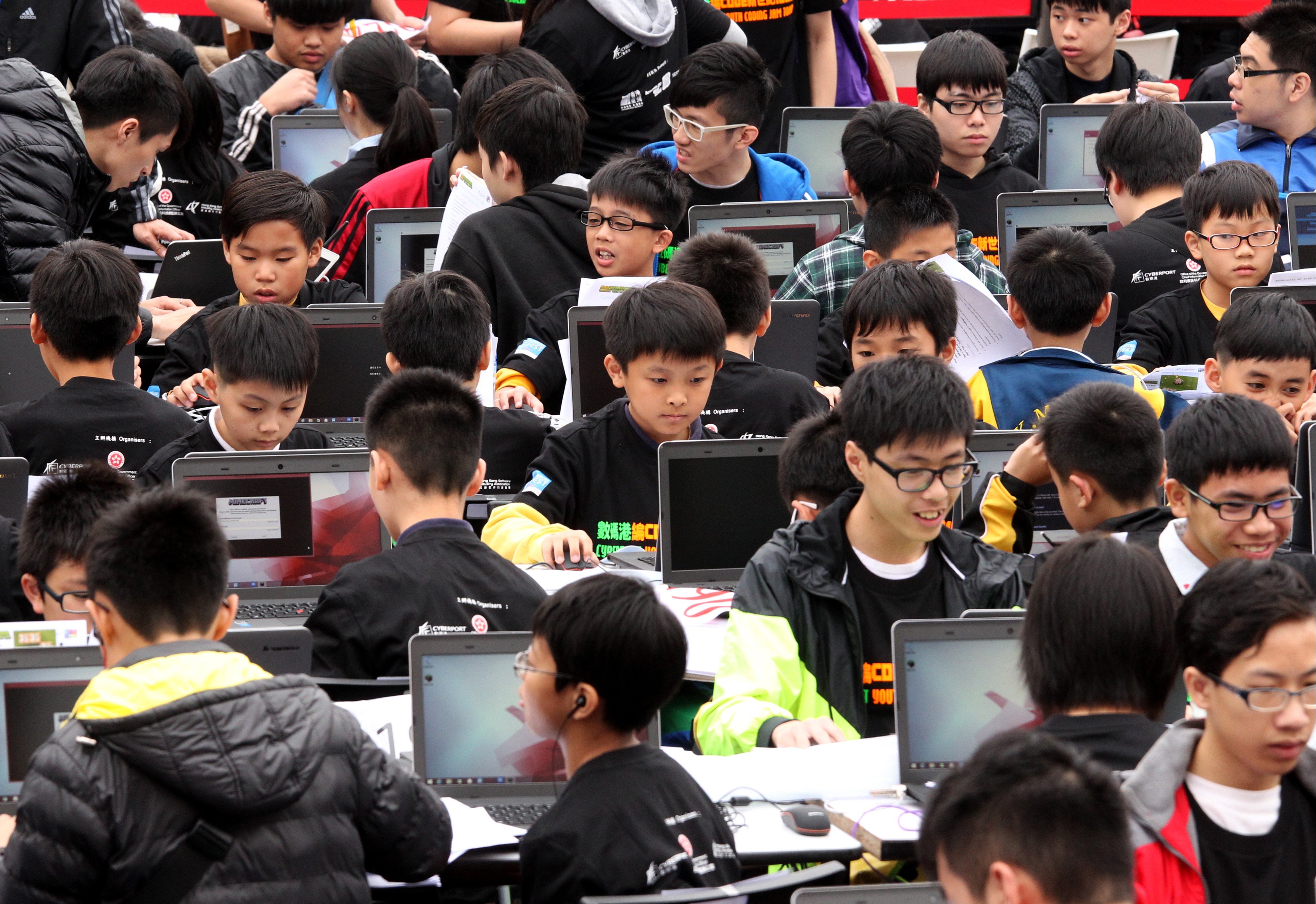 Youngsters attend the Cyberport Youth Coding Jam 1000 in Tamar in April, 2015. Coding should be introduced into primary and secondary schools’ curriculums as soon as possible. Photo: May Tse