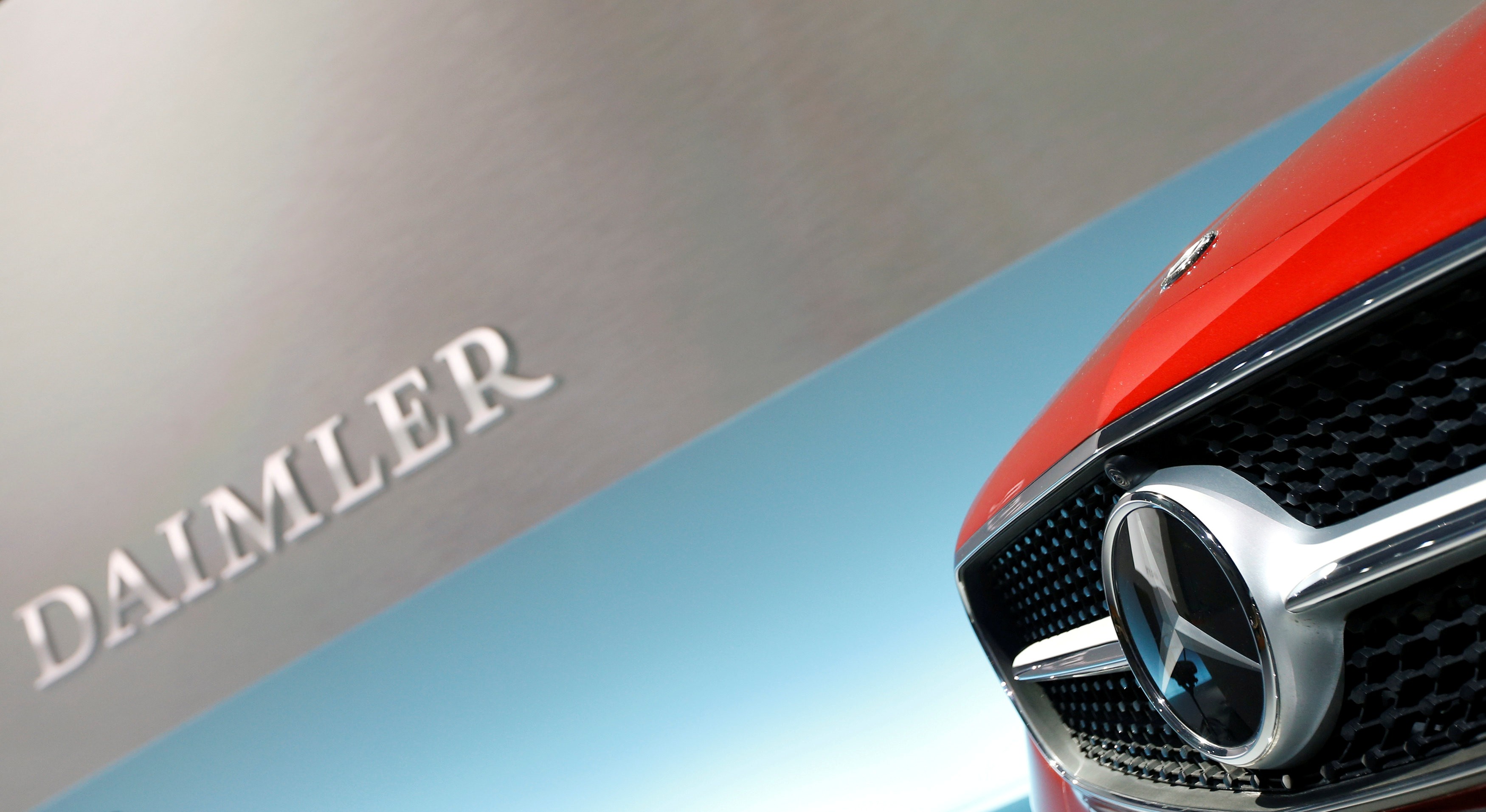 FILE PHOTO: The Mercedes star logo of an E Coupe is pictured before the annual news conference of Daimler AG in Stuttgart, Germany. The carmaker recalled 1 million vehicles due to problems with an airbag. Photo: Reuters