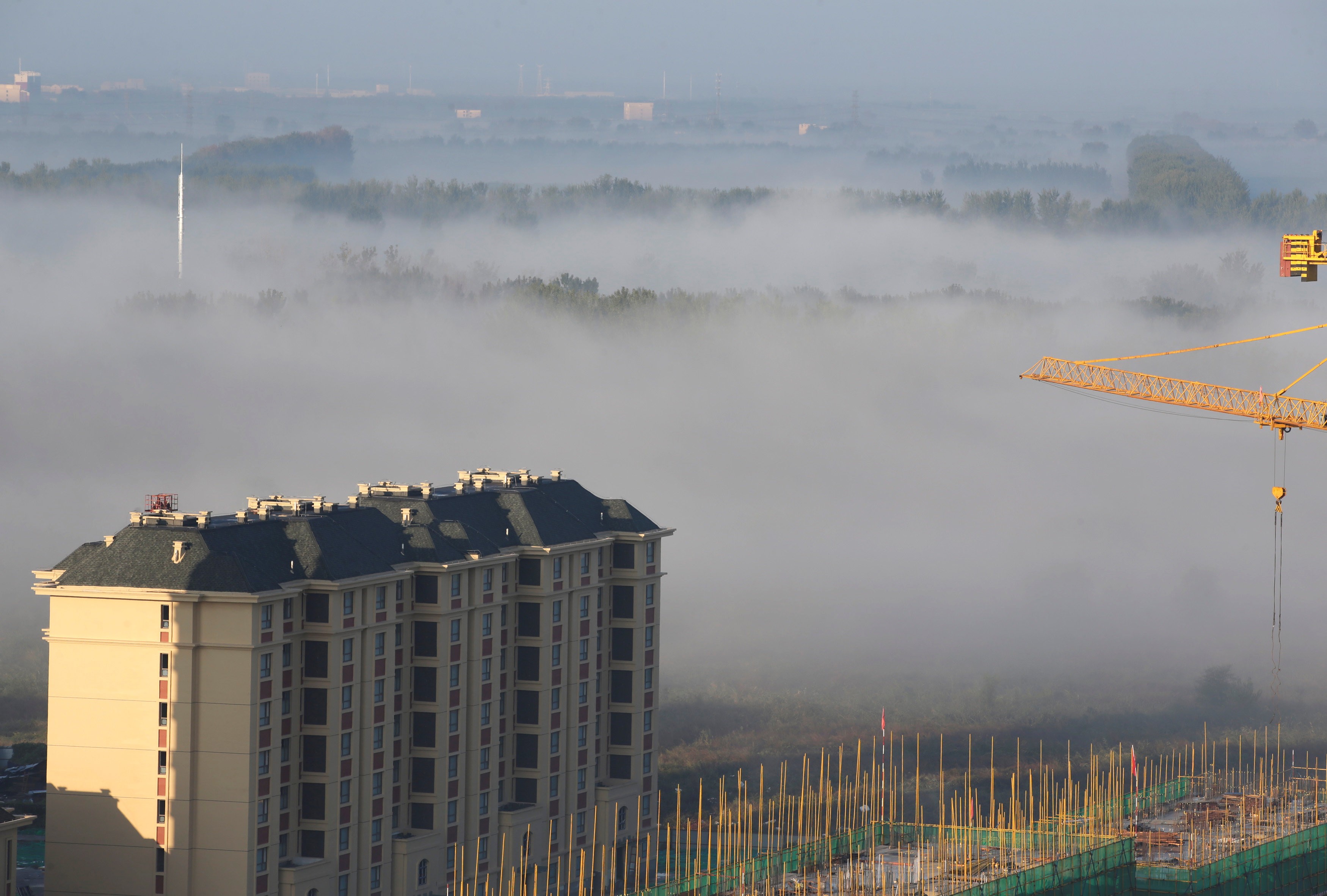 Blocks of flats being built on the outskirts of Tianjin. Photo: Reuters