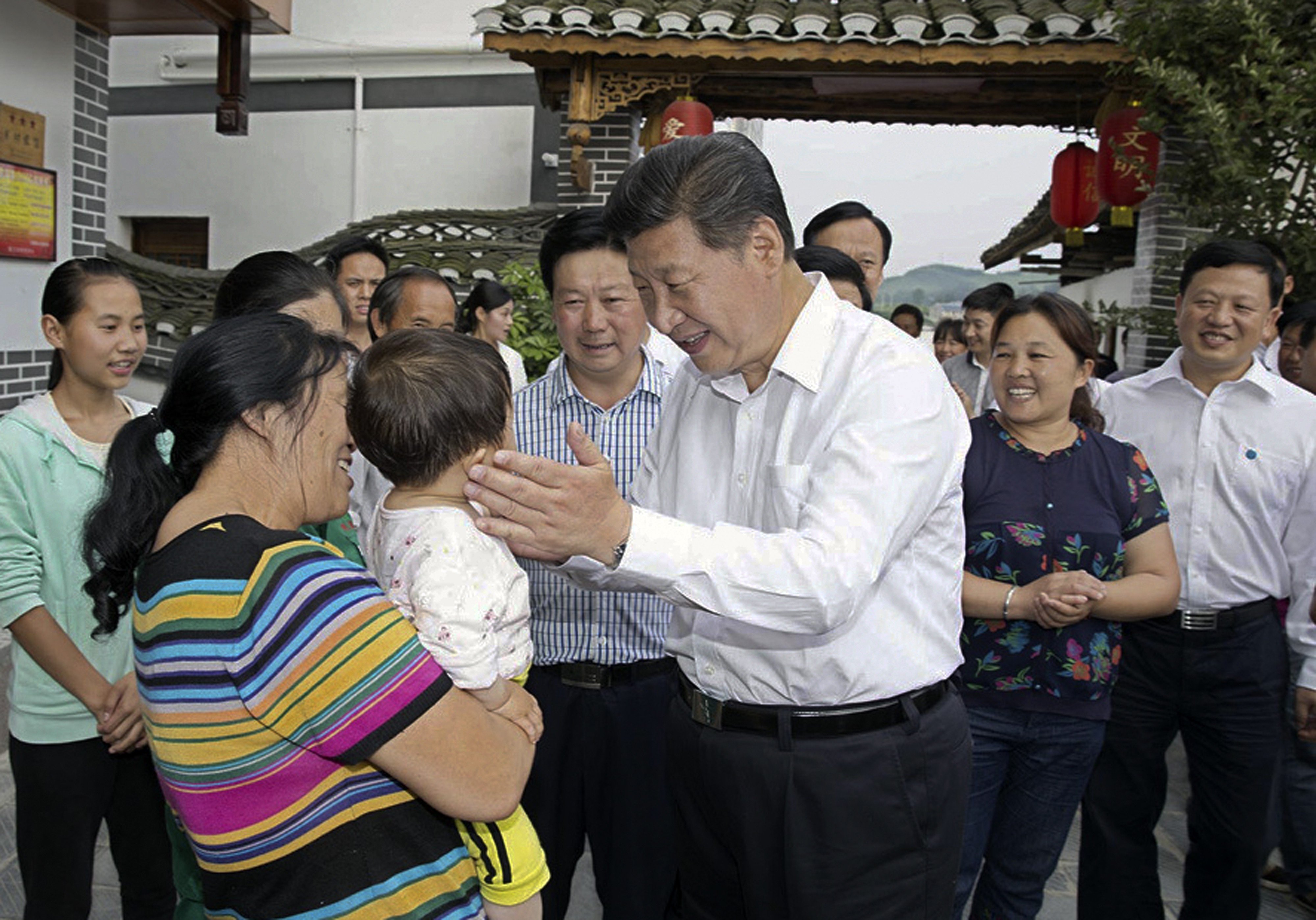 Xi Jinping meets members of the public during a tour of Guizhou. He attended this month’s Communist Party congress in Beijing as a delegate from the province even though he has never worked there. Photo: Handout