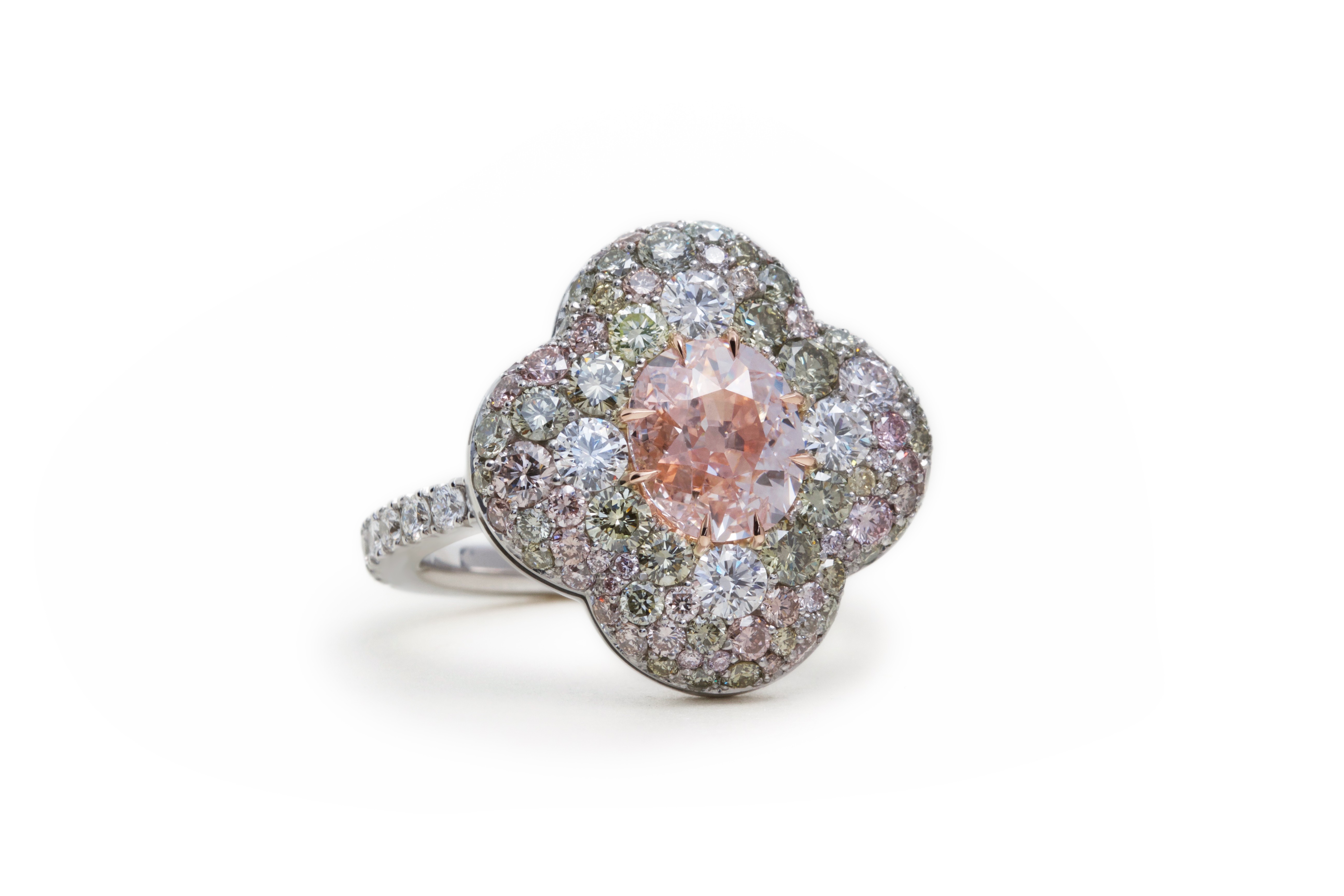David Michael Jewels Pink Bouquet ring in platinum (950).
