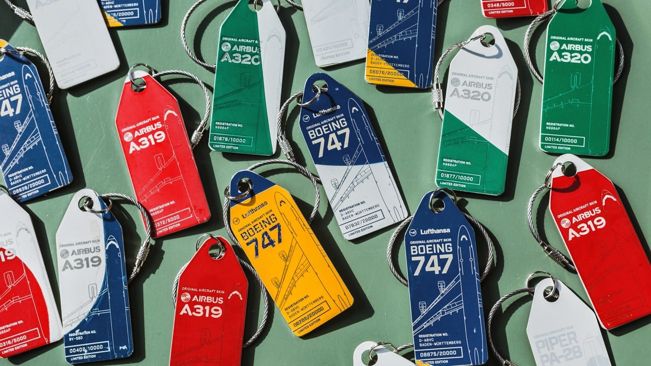 CX B-HUI キャセイパシフィック航空 Aviationtag 薄水色 Aviationtag Cathay B747 