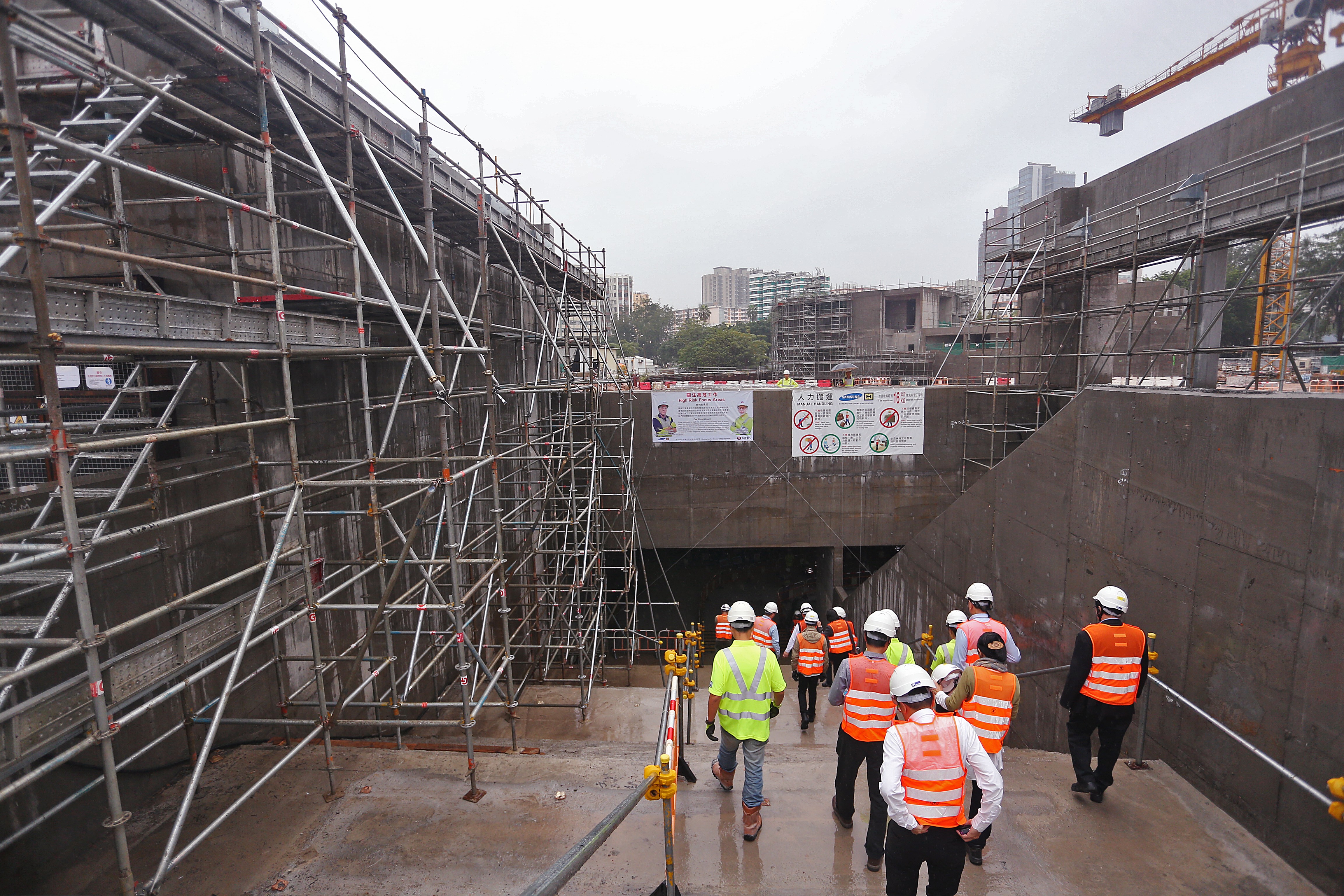 Hong Kong has little choice but to hand over funds to secure the completion of the MTR's Shatin to Central Link. Photo: SCMP