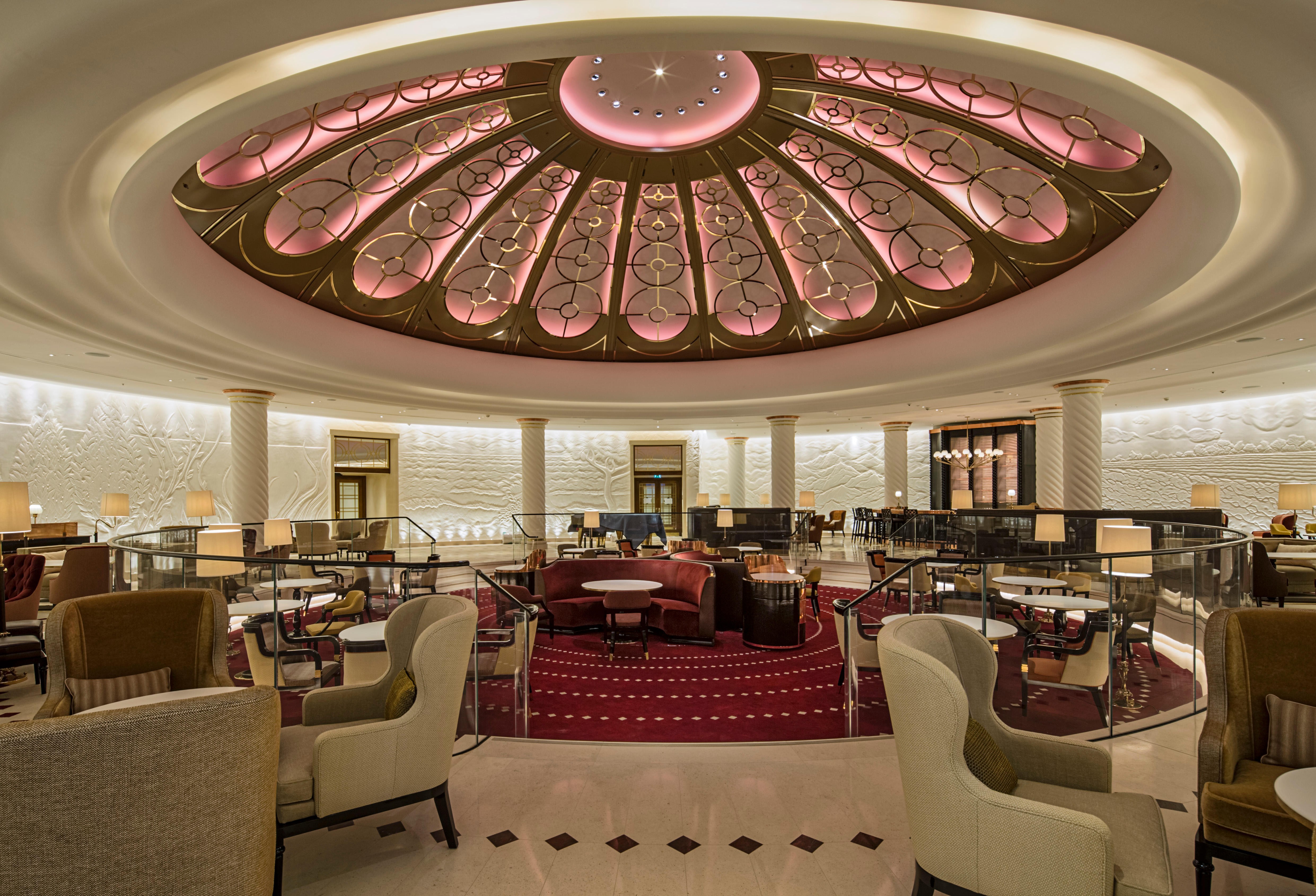 Rotunda Bar and Lounge at Four Seasons Ten Trinity Square Restaurant -  London