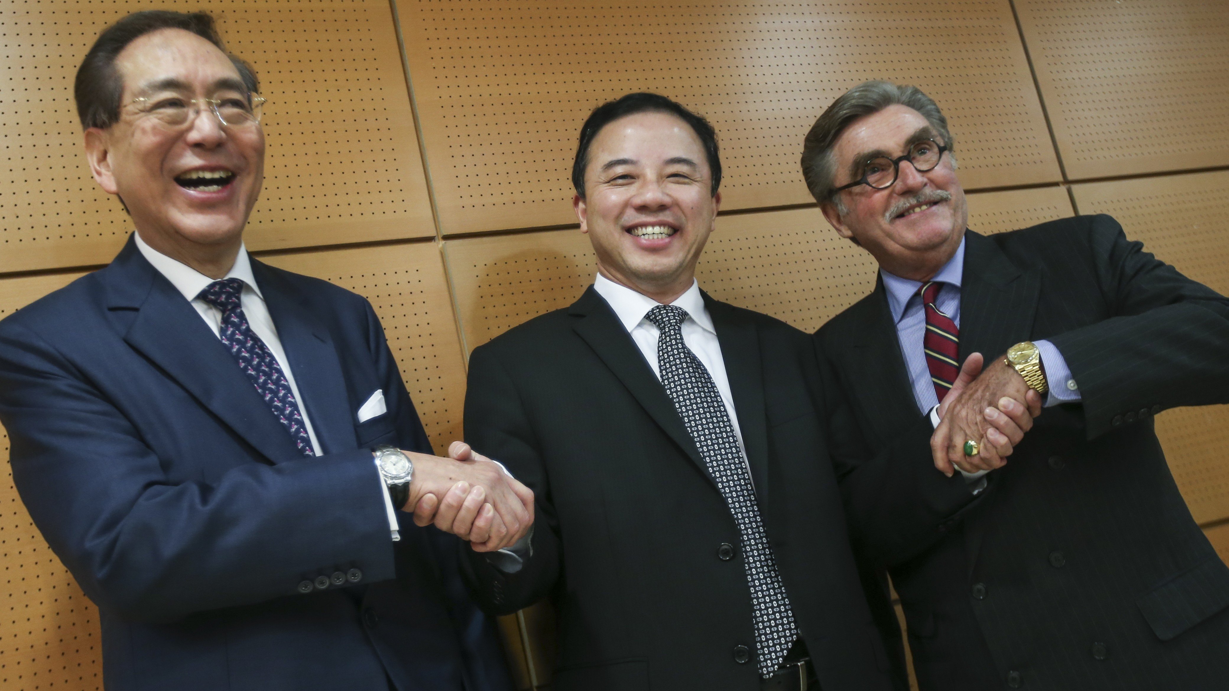 HKU council chairman Professor Arthur Li Kwok-cheung (left), Zhang, and vice chancellor Brian Stevenson on Friday. Photo: David Wong