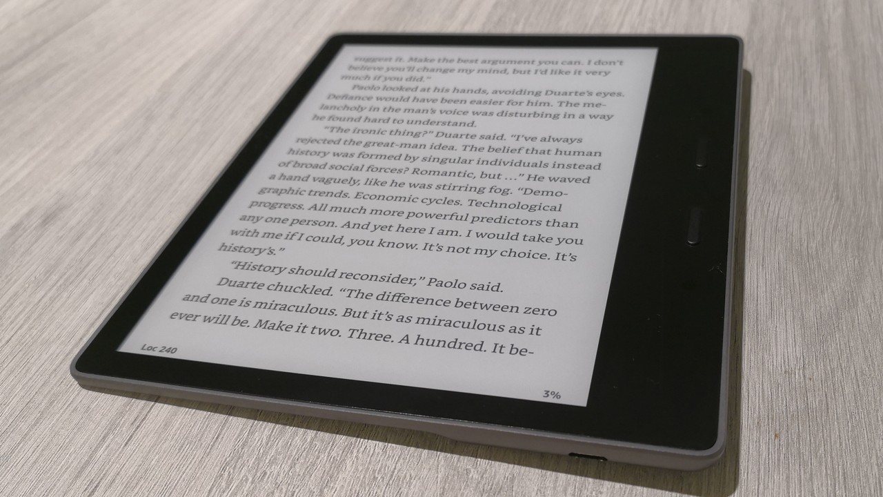 Kindle Oasis (2017) review: Live forever?