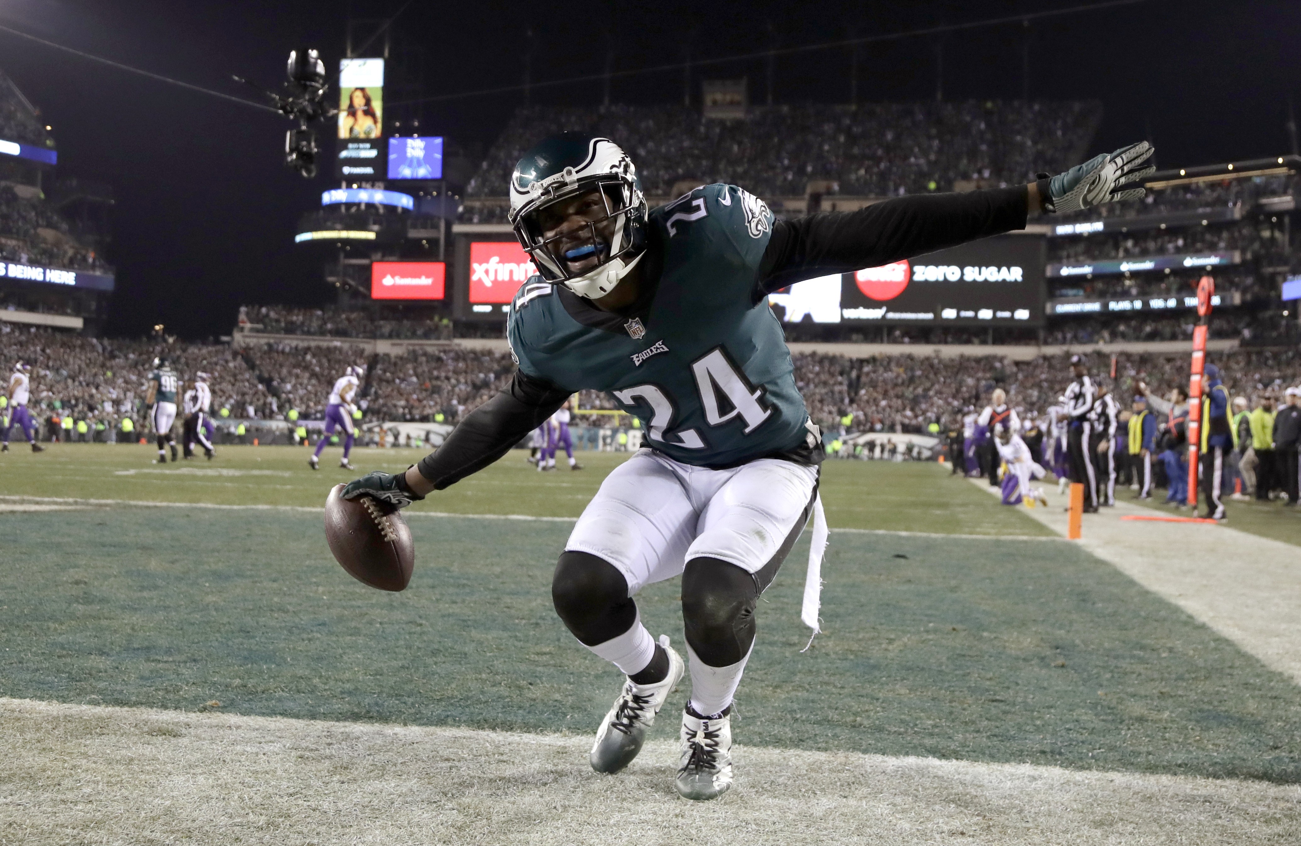 Philadelphia Eagles fly into Super Bowl after routing Minnesota
