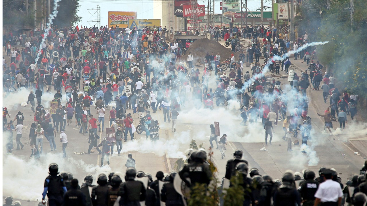 Honduran President Begins Second Term amid Scandal, Unrest