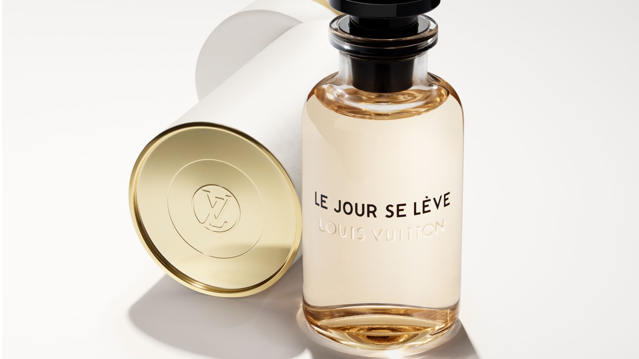 Louis Vuitton on X: #LVParfums for Men #LouisVuitton presents Sur la  Route: an ode to the excitement of striking out on a new path. Now  available in stores and at    /