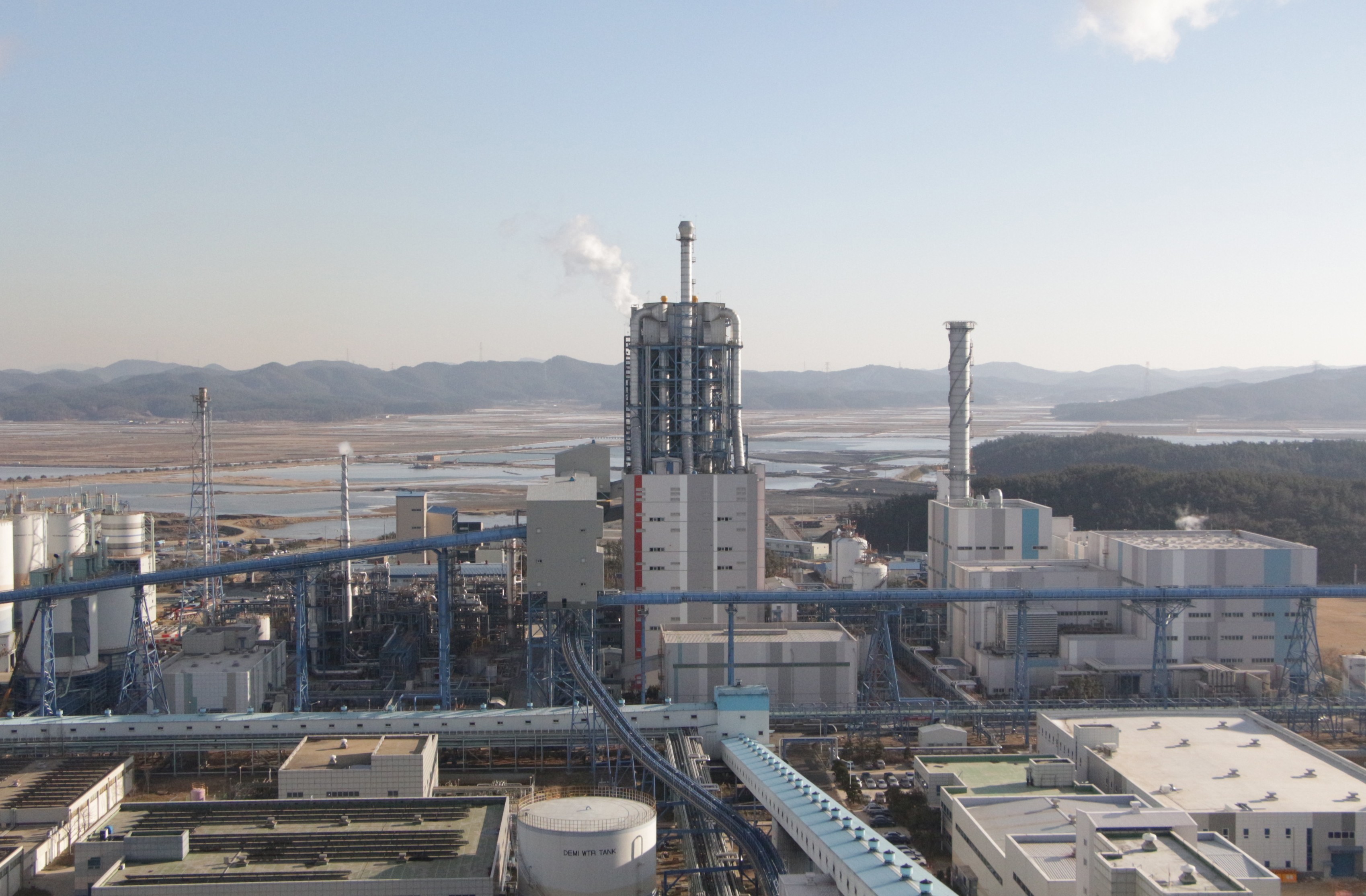 Korea Western Power’s Taean thermal power complex, which is being transformed into a renewable multi-purpose power-generating facility.