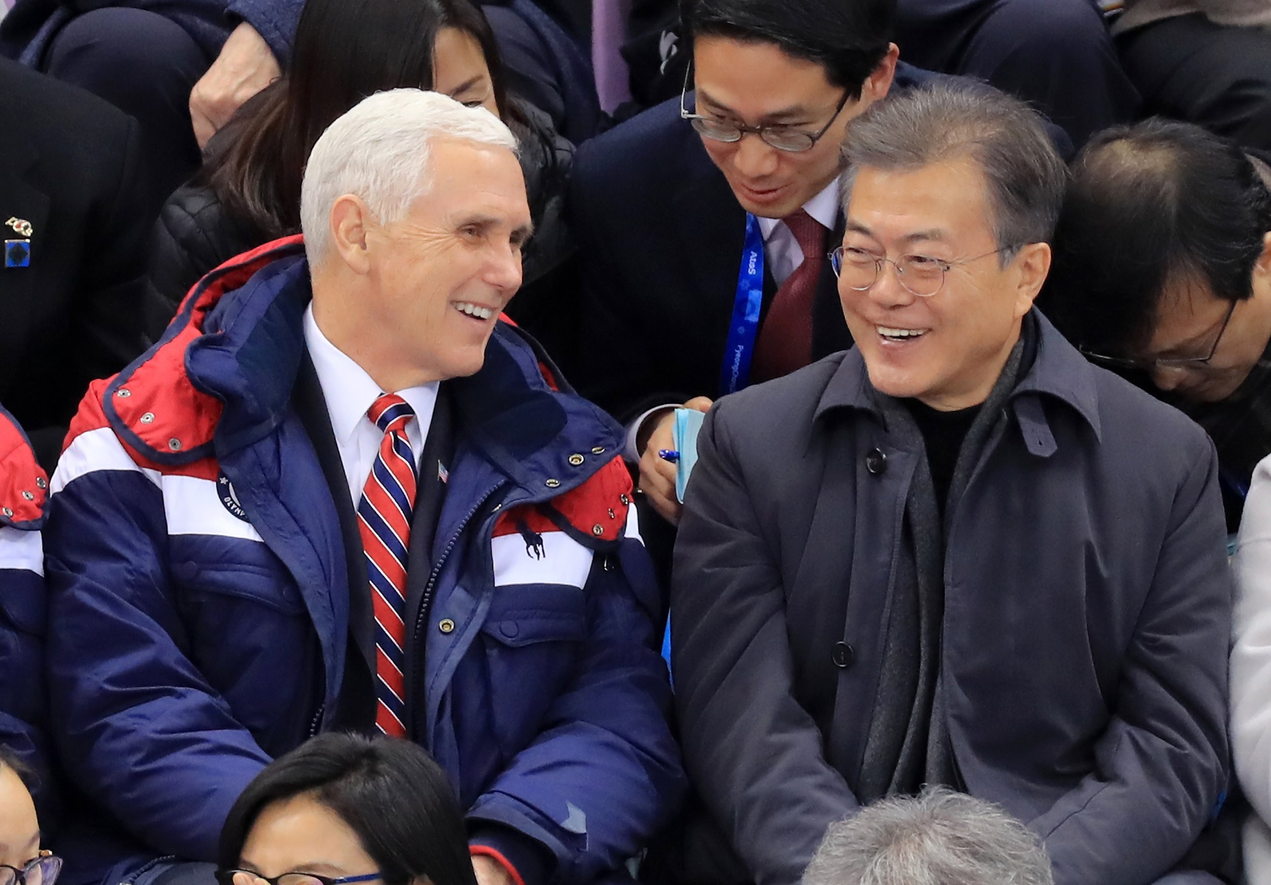 South Korean President Moon Jae-in (right) talks to US Vice President Mike Pence at the Winter Olympics this week. Photo: EPA