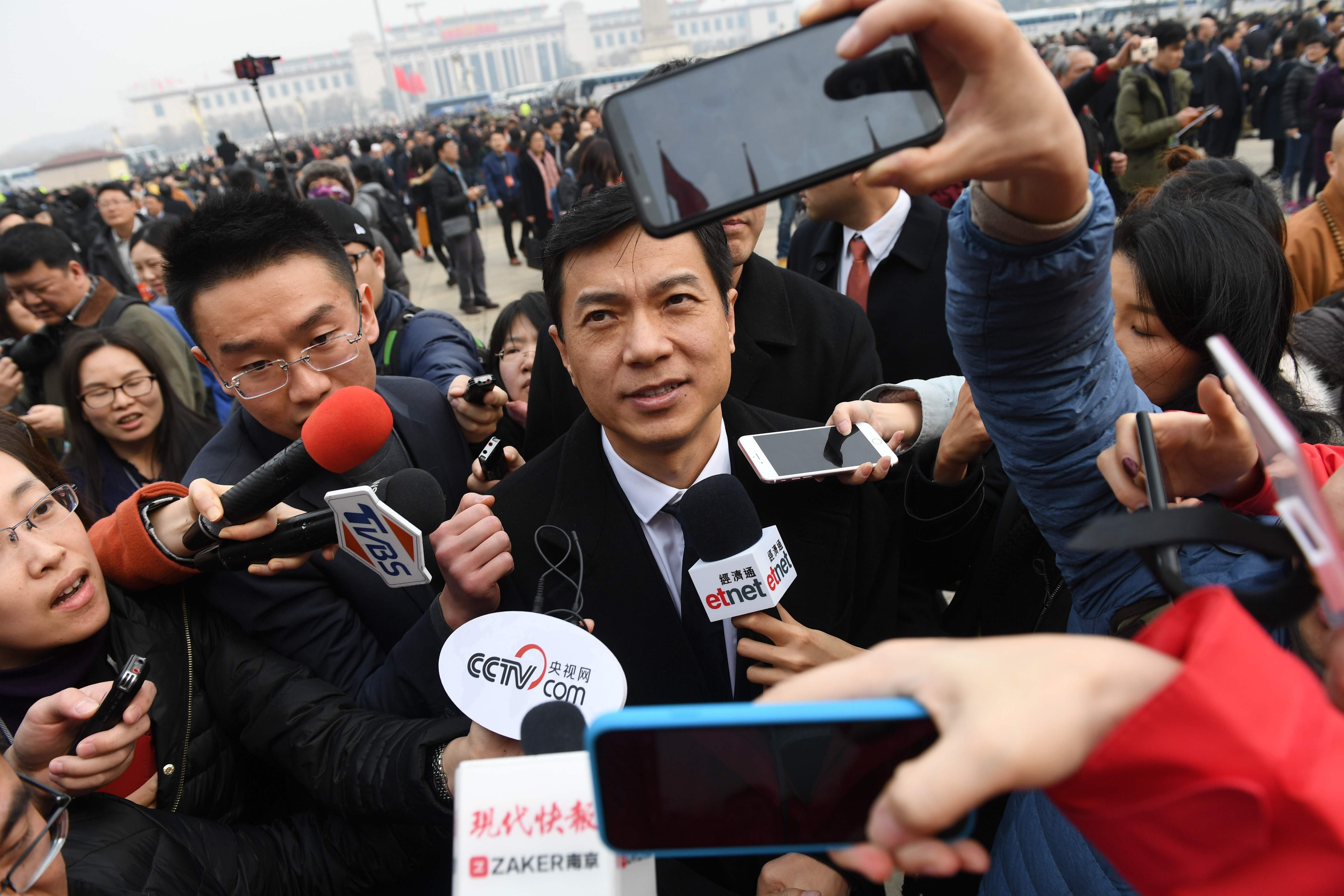 High taxes are slowing China’s quest to attract more international talent to power its artificial intelligence ambitions, says Baidu CEO Robin Li Yanhong at the annual parliamentary sessions in Beijing.