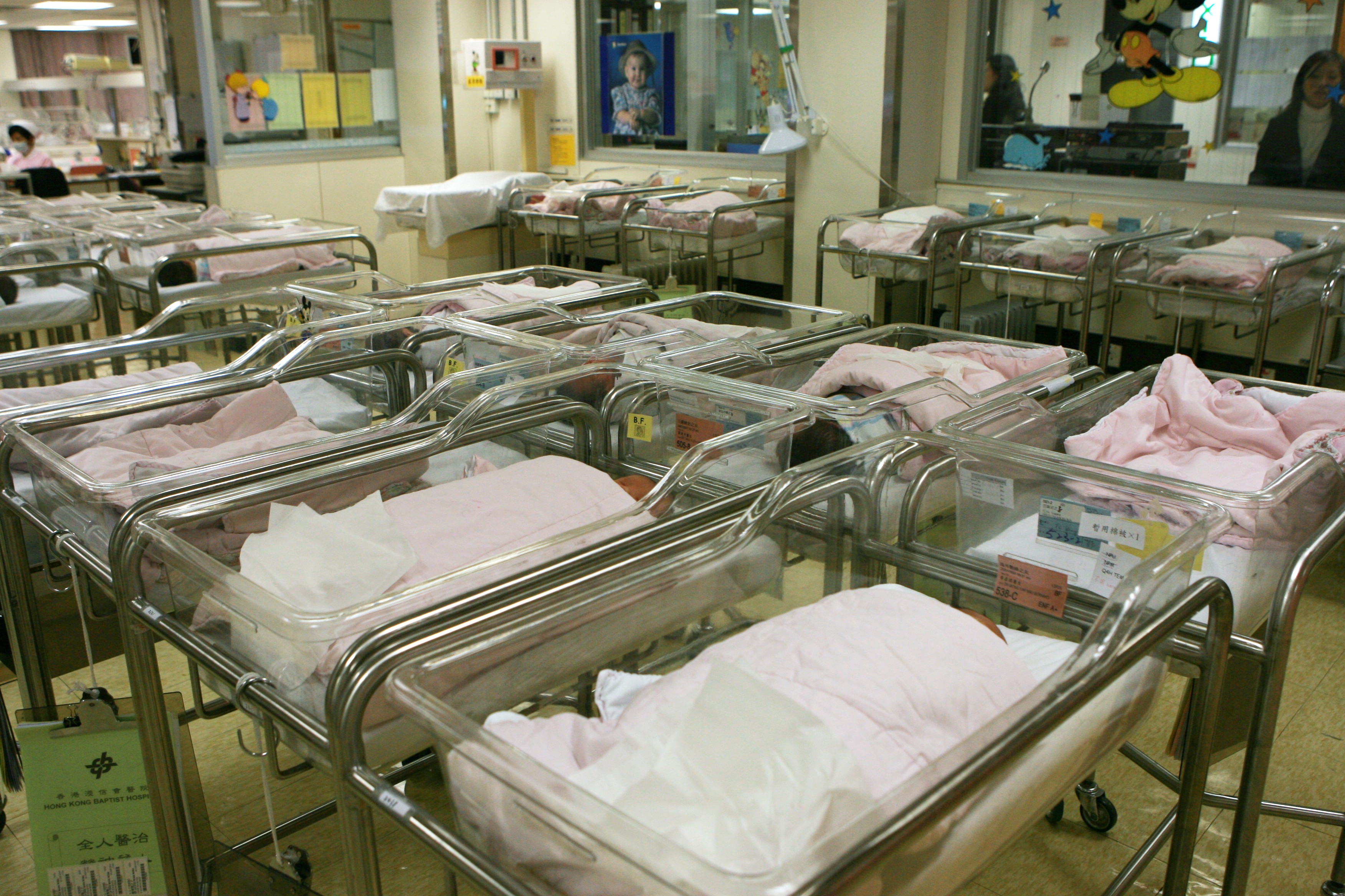 General view of the Obstetric Post-natal ward at Baptist Hospital. Photo: K. Y. Cheng