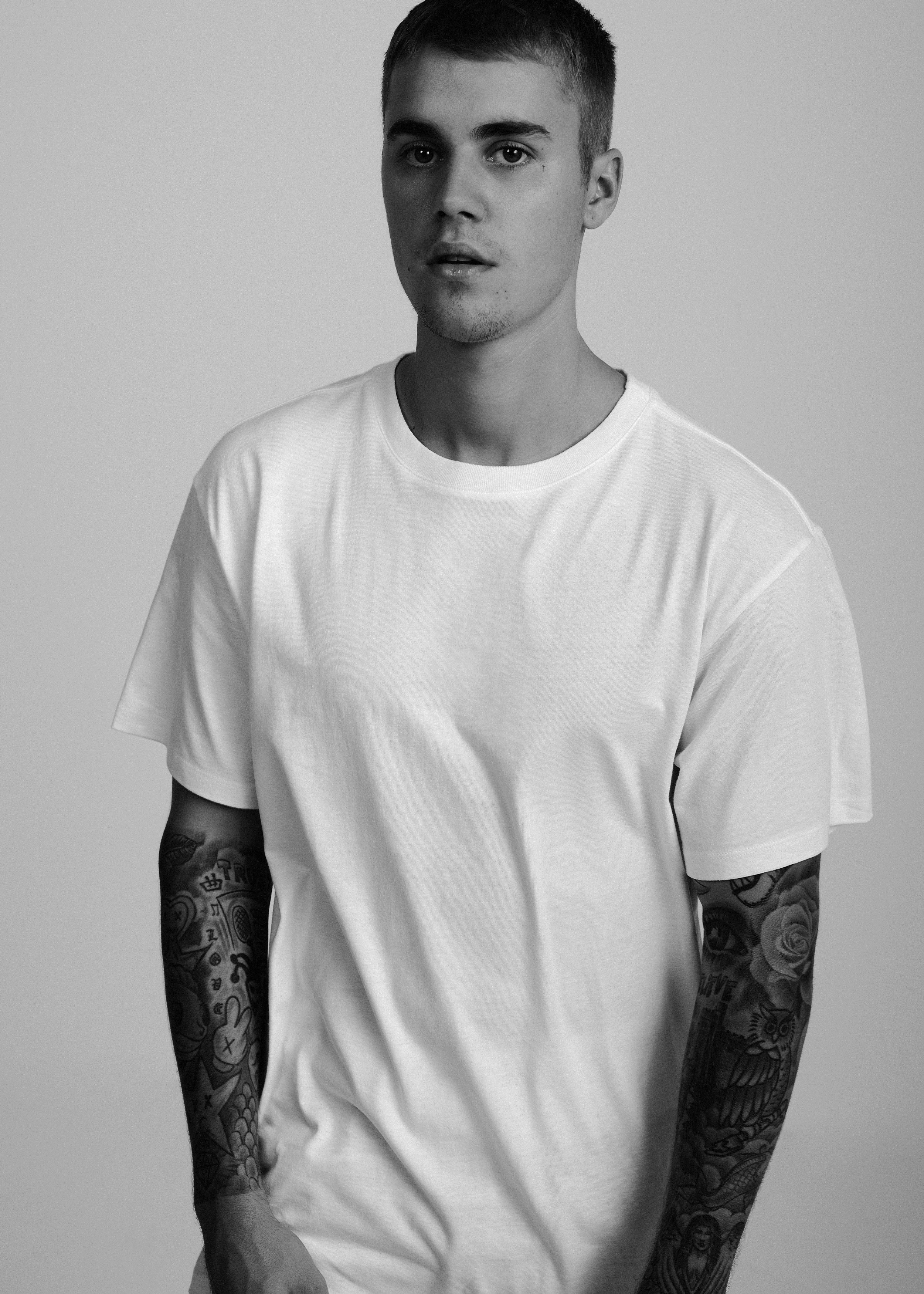 Singer Justin Bieber wears one of the Hanes x Karla T-shirts.