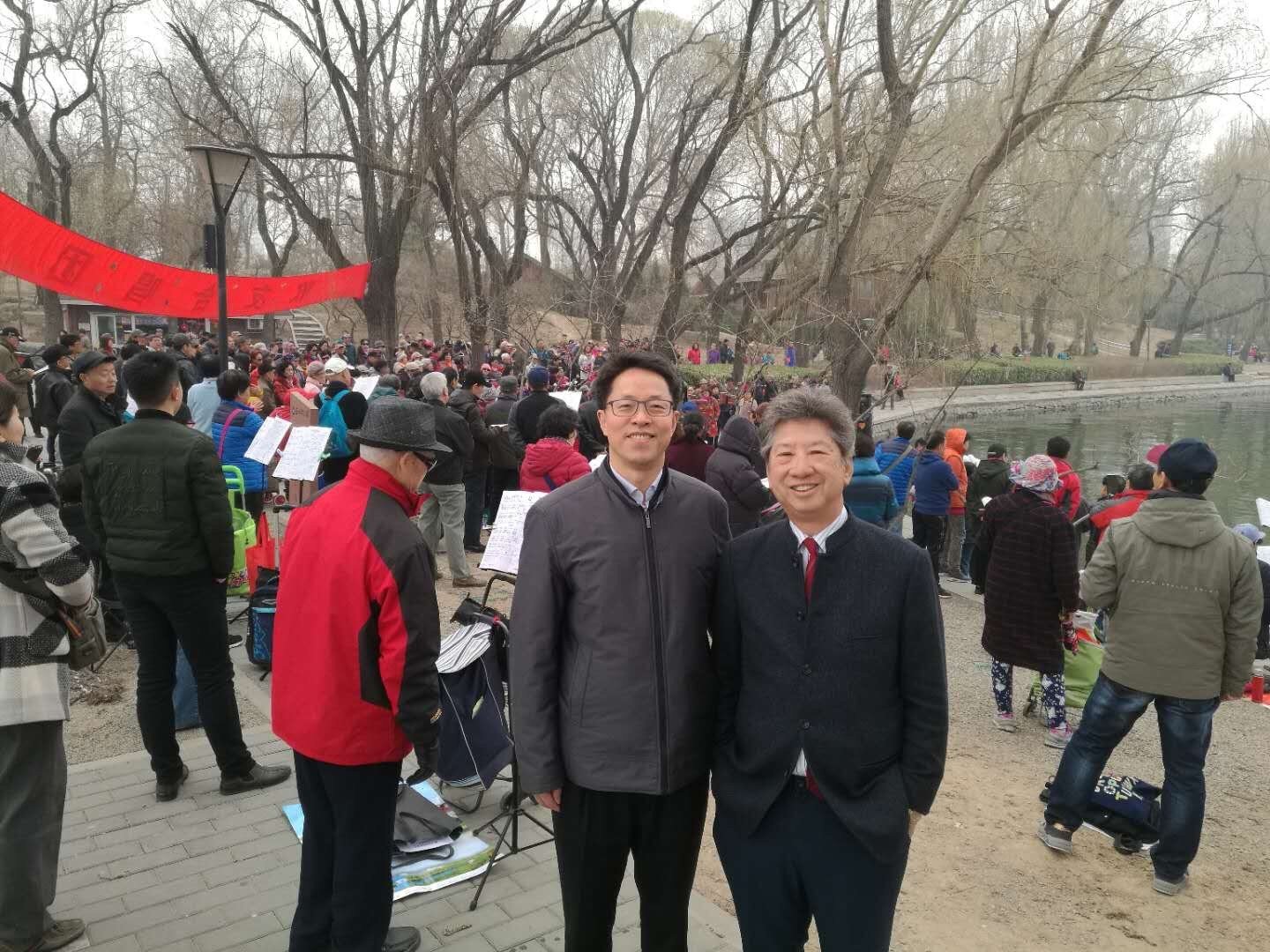 Ronny Tong Ka-wah, convenor of the Path of Democracy think tank, met Zhang Xiaoming, director of the State Council’s Hong Kong and Macau Affairs Office on Friday. They visited a Beijing park to see the cherry blossom. Photo: Path of Democracy