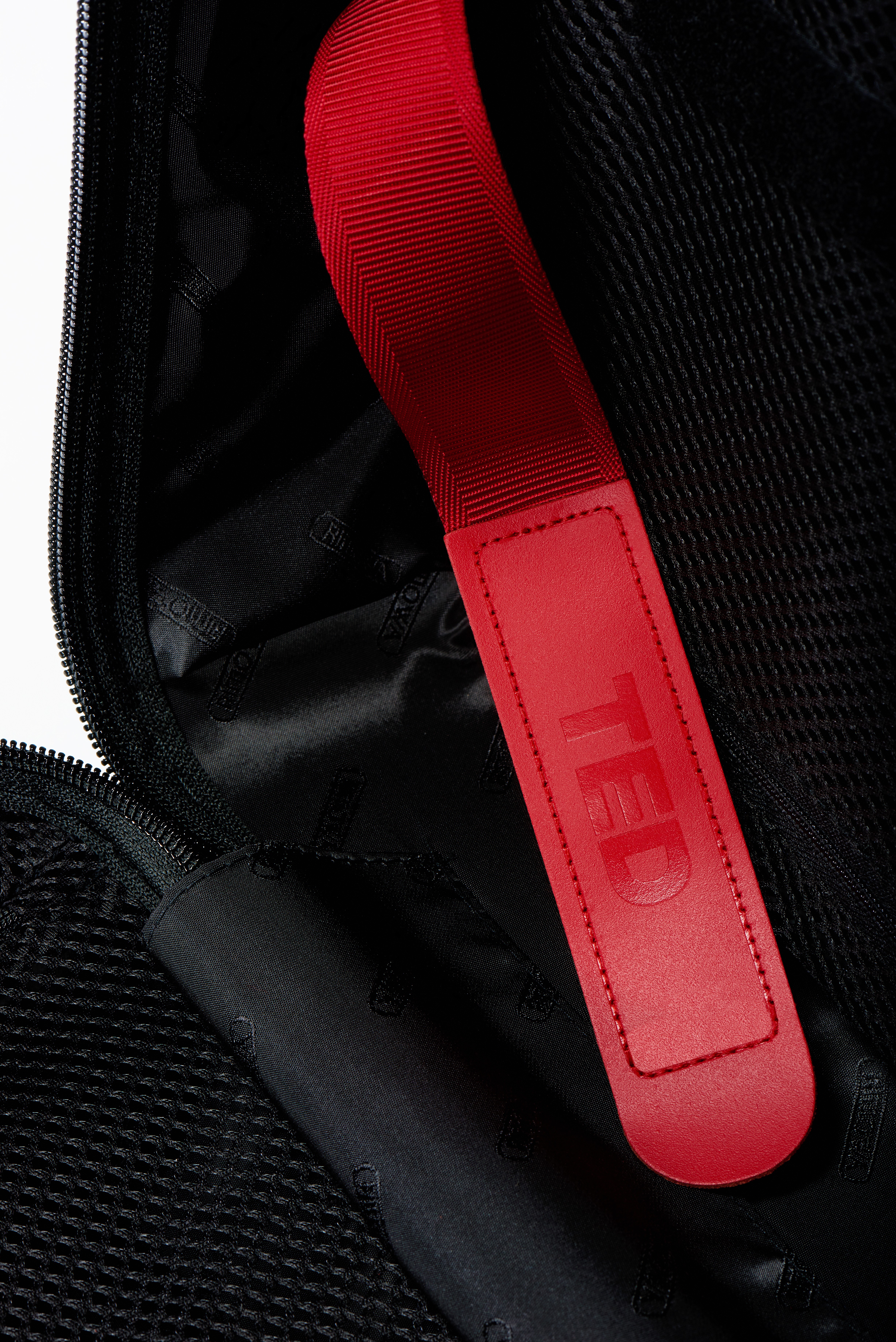 Rimowa customised 2,000 suitcases given out free to people attending this month’s TED Conference 2018, which included special TED logos on the label tags and internal red luggage straps.