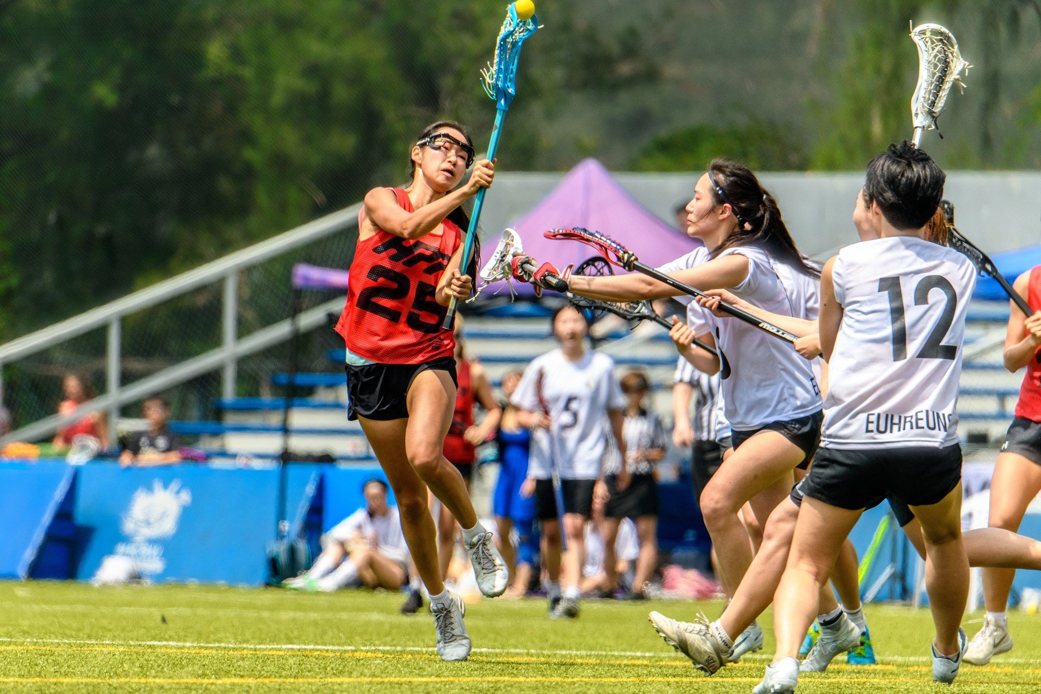 Hong Kong’s Suky Wong fires a shot at King’s Park. Photos: Handout