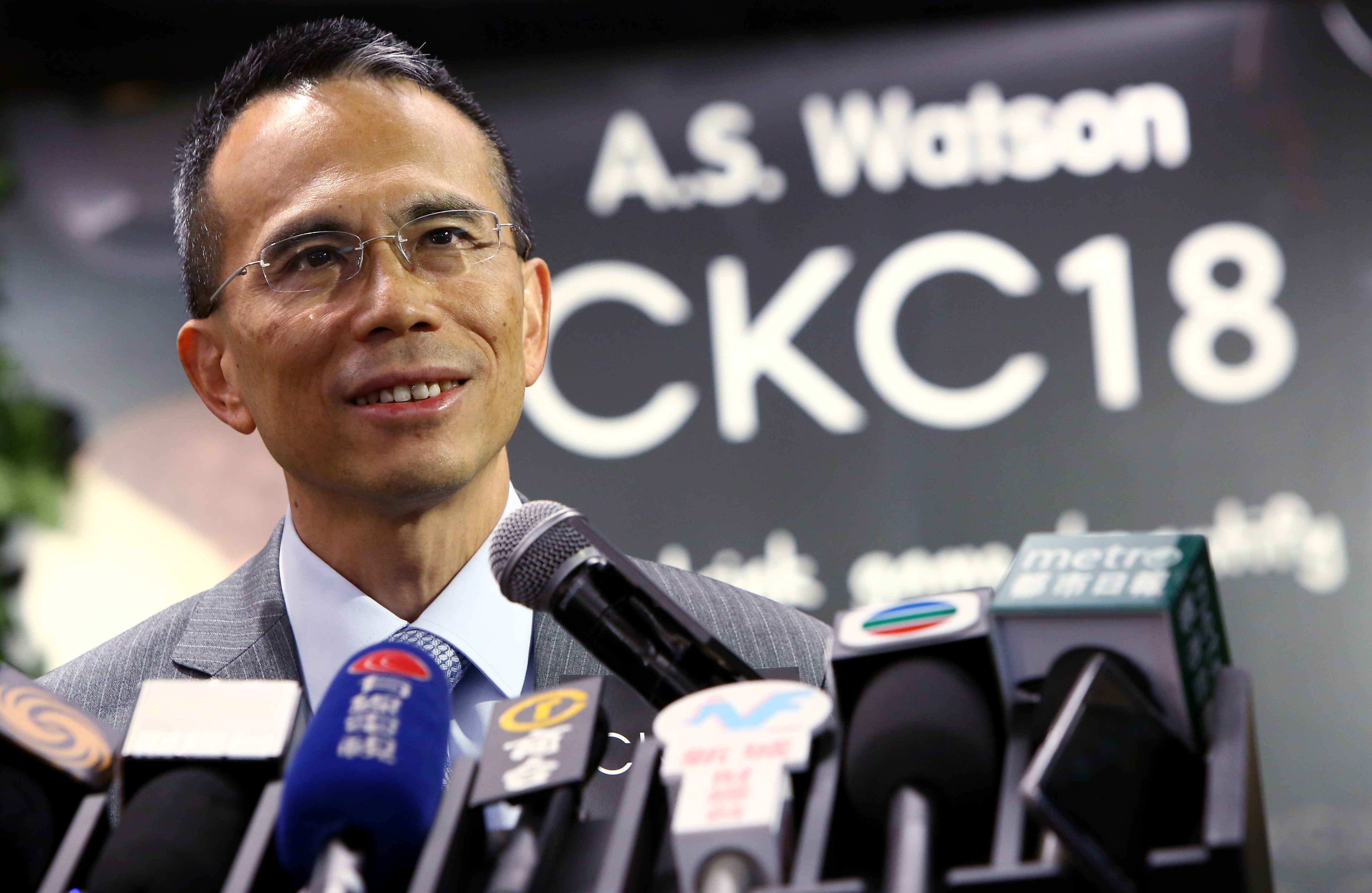 Victor Li Tzar-kuoi, chairman of CK Hutchison Holdings, attends the launch of A S Watson Group’s new concept store, CKC18, at Cheung Kong Center, the group’s headquarters in Central. Photo: Edmond So
