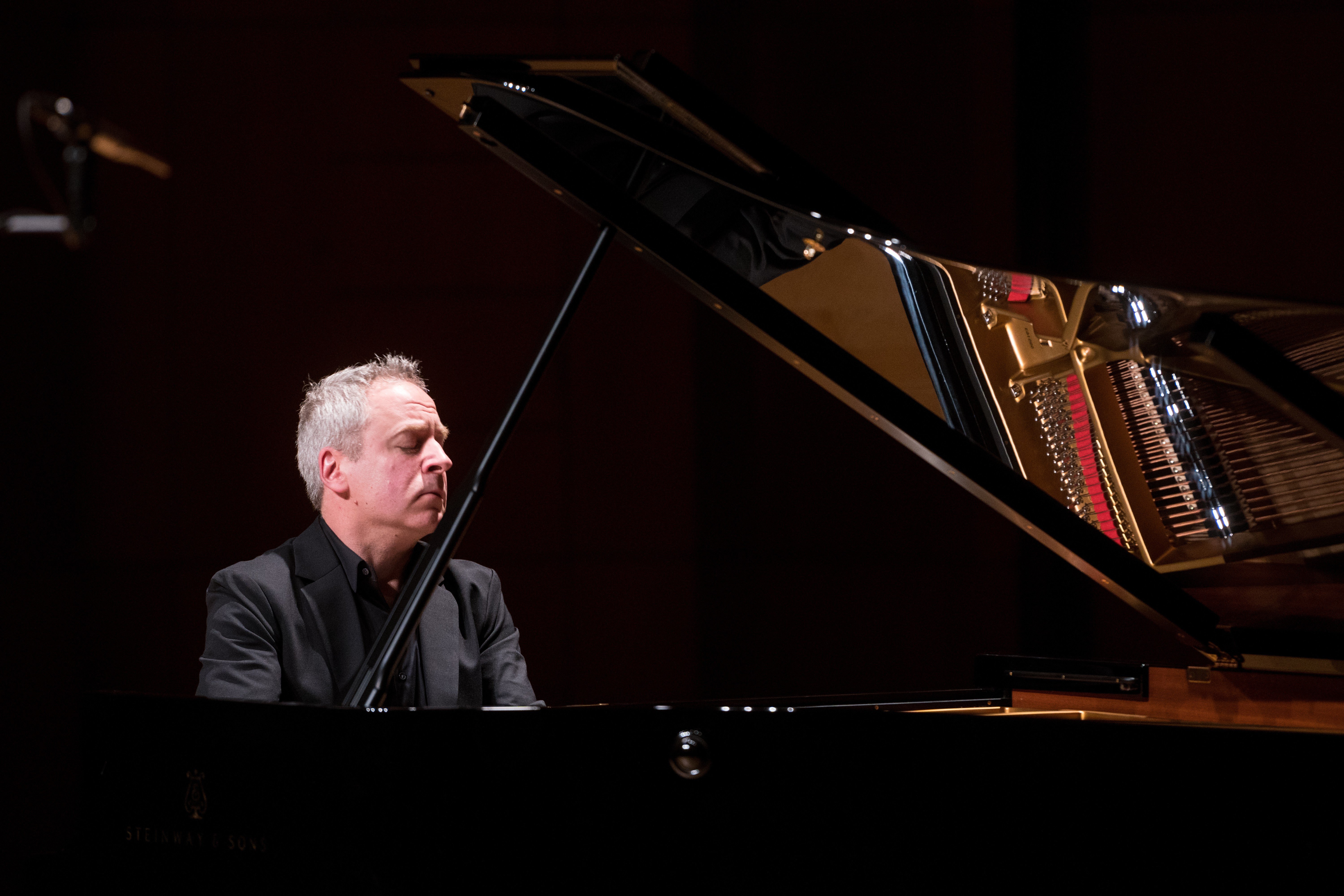 Echo of Glenn Gould in soloist’s interpretations of late works by Mozart, Beethoven, Schubert and Prokofiev